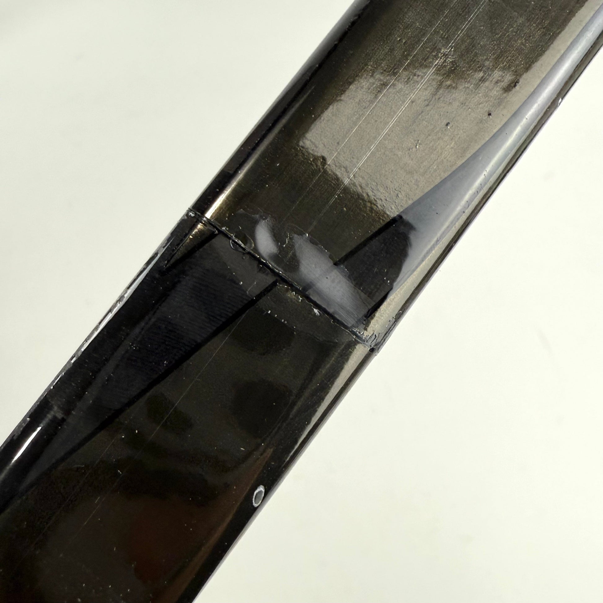 Repaired Right Black Bauer Vapor Hyperlite 2 | 87 Flex Custom Curve Grip | R28 - Top Flight Hockey