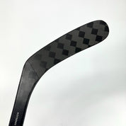 Used Right CCM Ribcore Trigger 8 Pro | 80 Flex Custom Curve Grip | K435