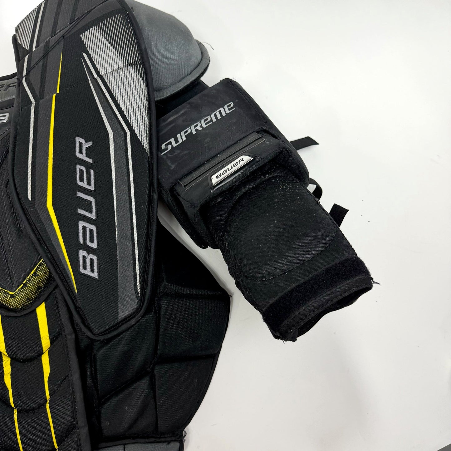 Used Bauer Supreme S29 Goalie Chest Protector | INT XL | AB481
