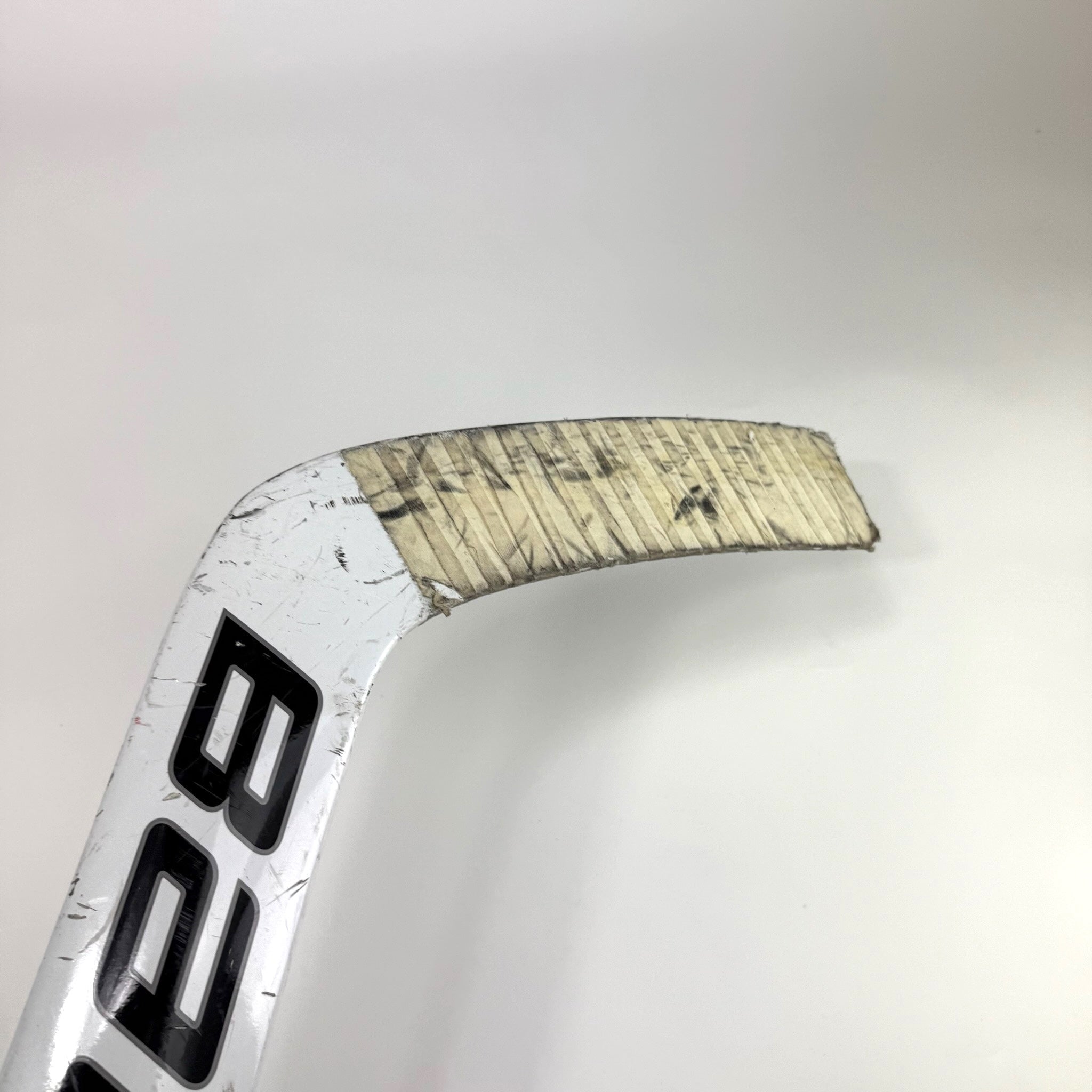 Used Regular White/Black Bauer GSX Goalie Stick | 25" Paddle P31 Curve | F297