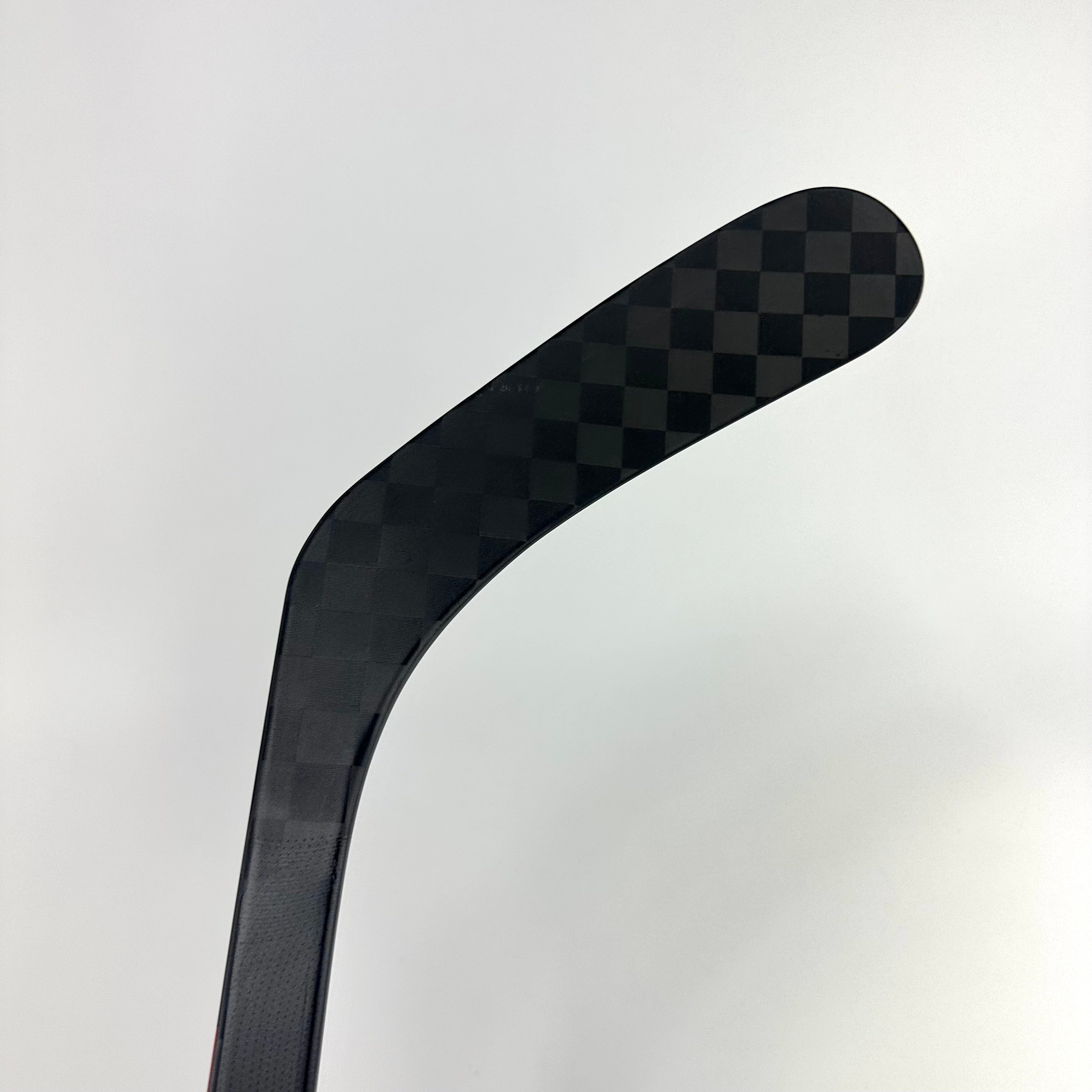 New Right CCM Ribcor Trigger 7 Pro | P90 Curve 85 Flex Grip | M470