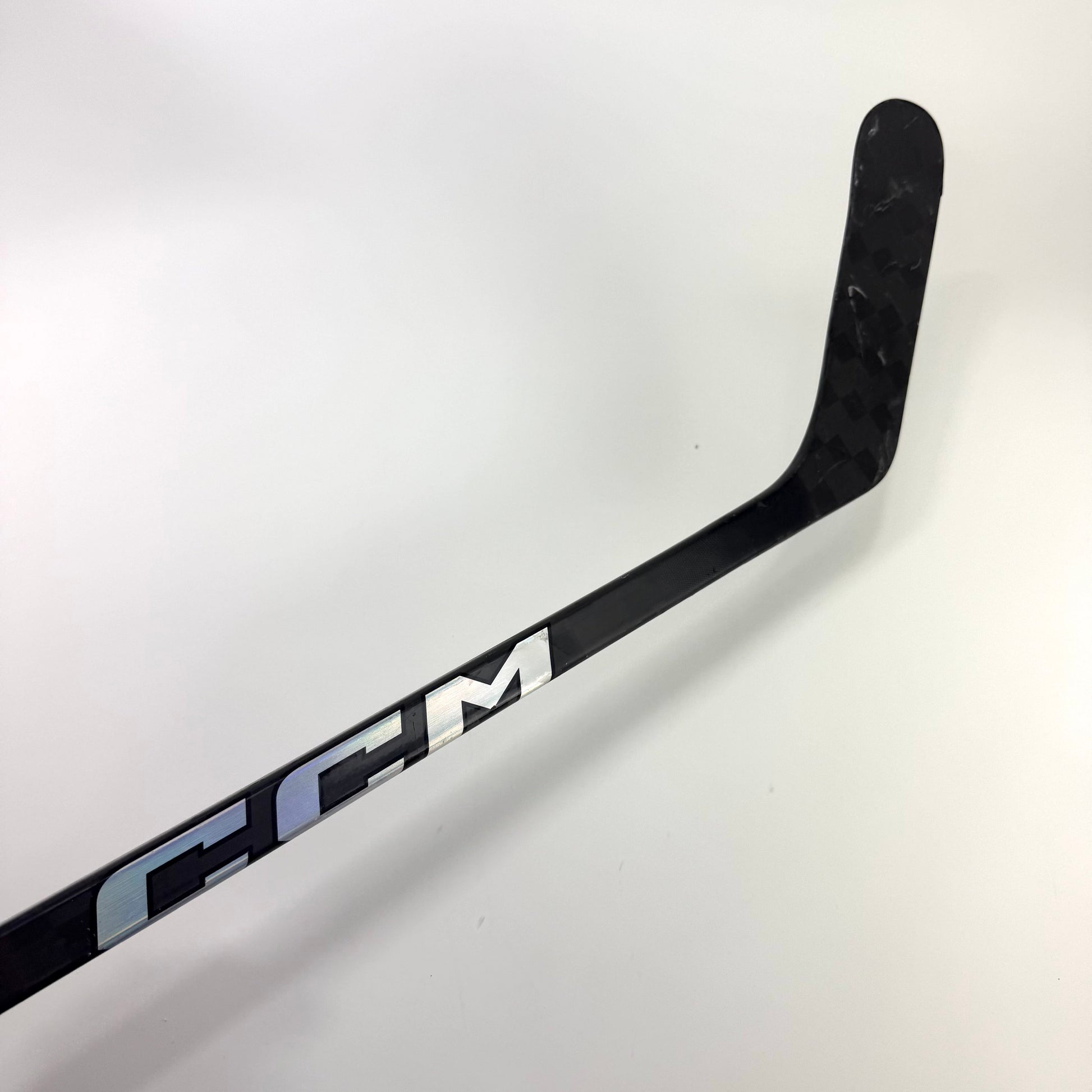 Used Left Blue CCM Jetspeed FT8 Pro | 75 Flex P92M Curve Grip | A458 - Top Flight Hockey