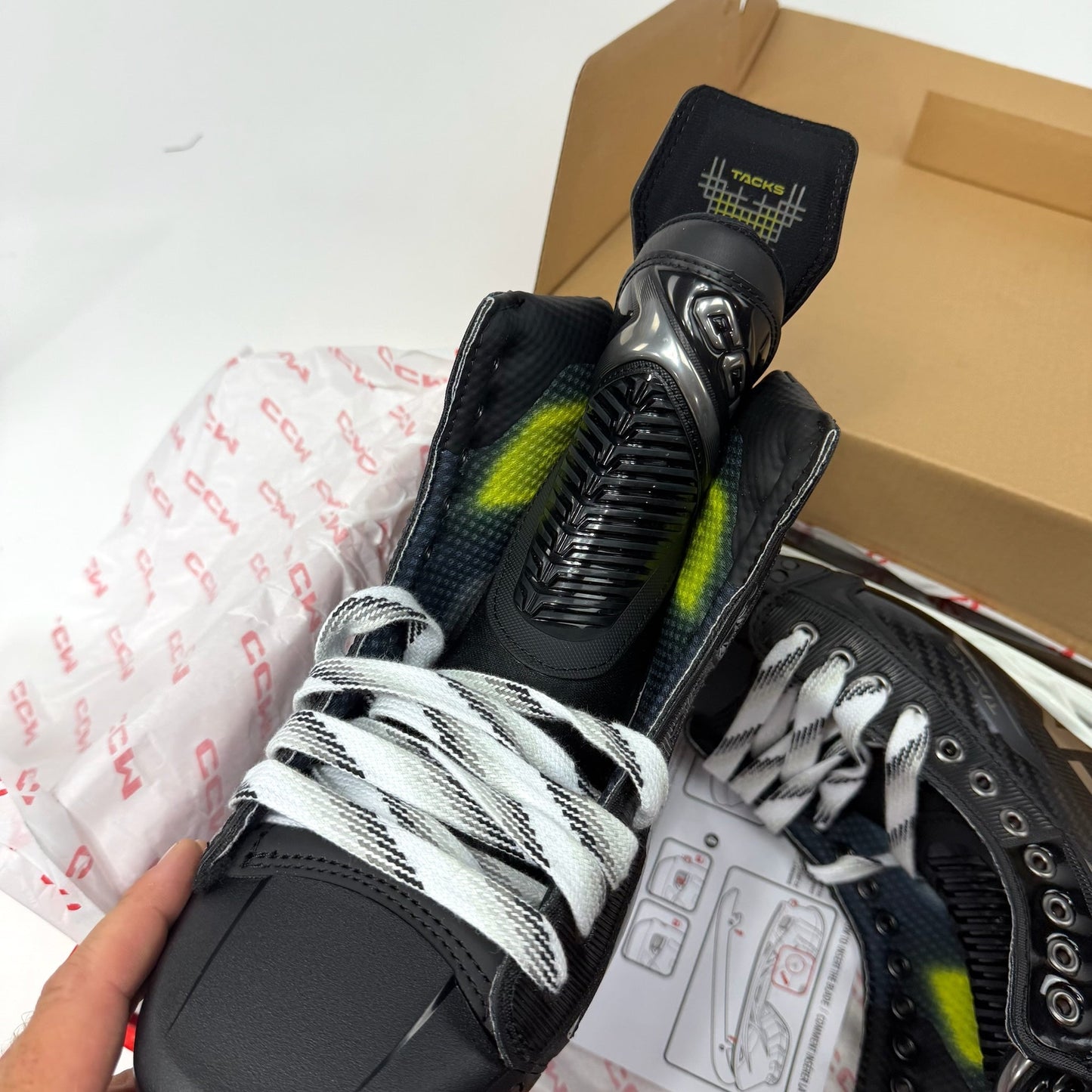 Brand New Retail CCM Tacks XF Pro Skates - Size 9 - Regular