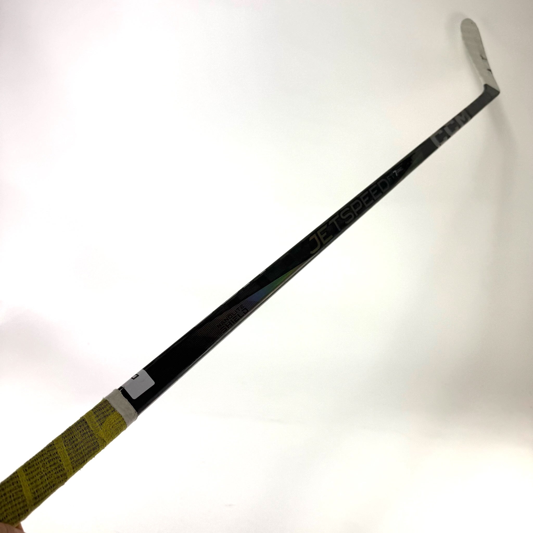 Used Left Black CCM Jetspeed FT7 Pro | 80 Flex P28 Curve Grip | D252 - Top Flight Hockey