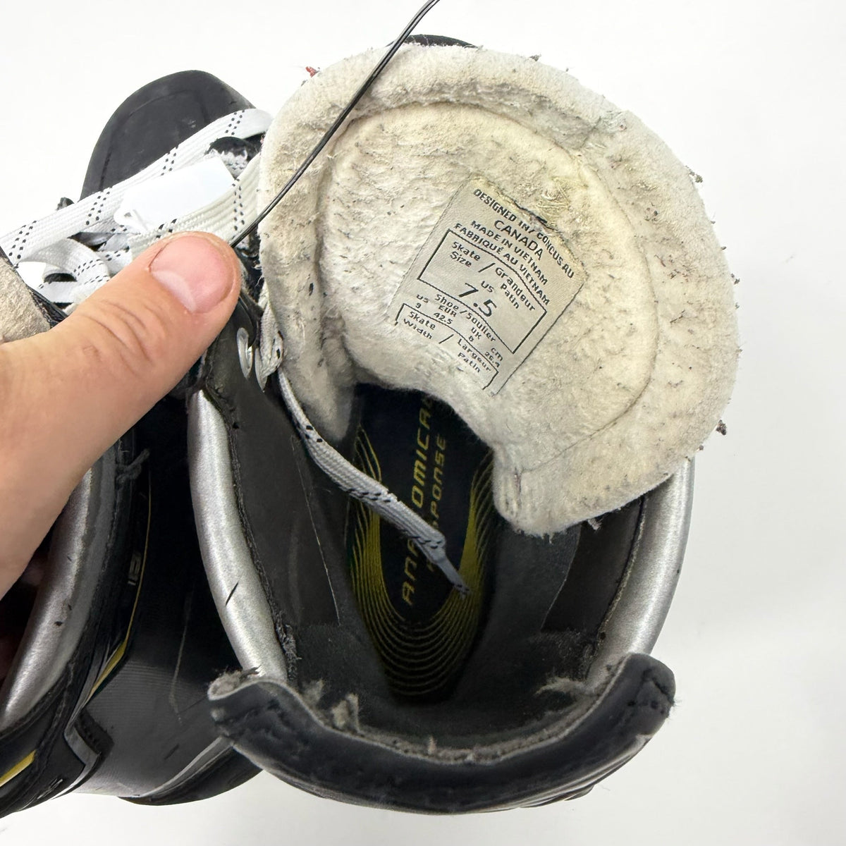 Used CCM Tacks 9070 Skates | Size 7.5 | AB158 - Top Flight Hockey