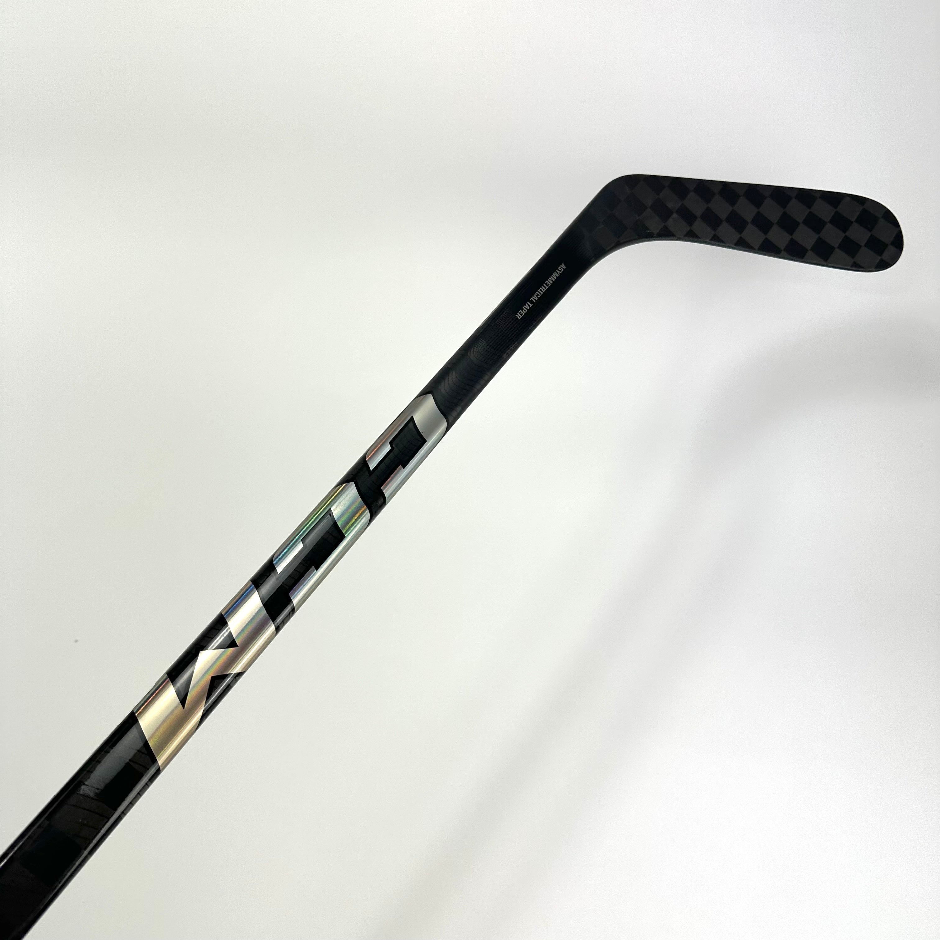 New Right CCM Ribcore Trigger 8 Pro | 80 Flex P90 Curve Grip | Nazar L231