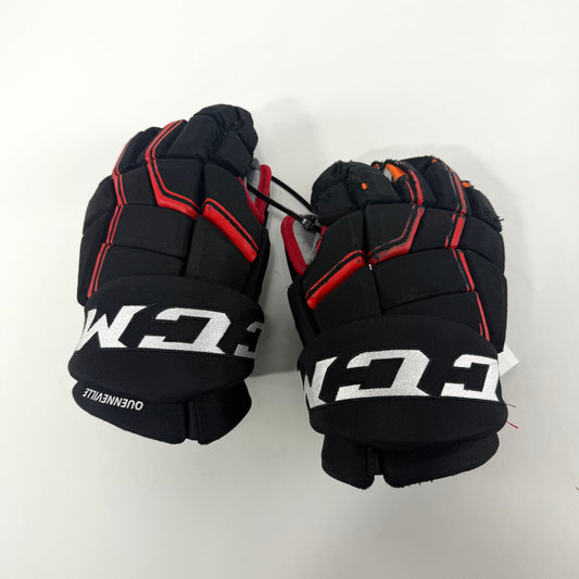 Used Chicago Blackhawks CCM HGQL 14" Gloves | L358