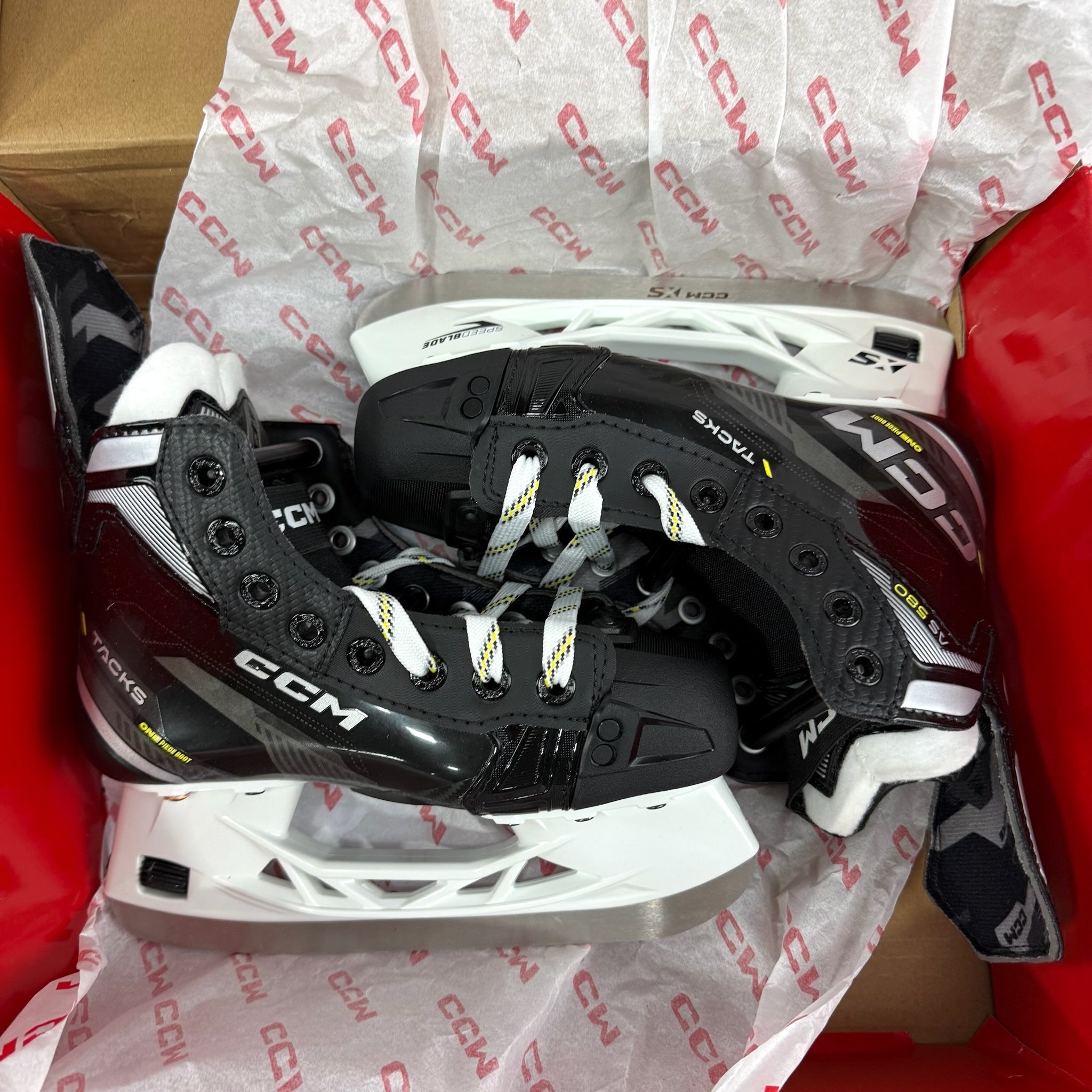 New CCM Tacks AS580 Skates | Jr 13.5-1.5 R | J725 - Top Flight Hockey