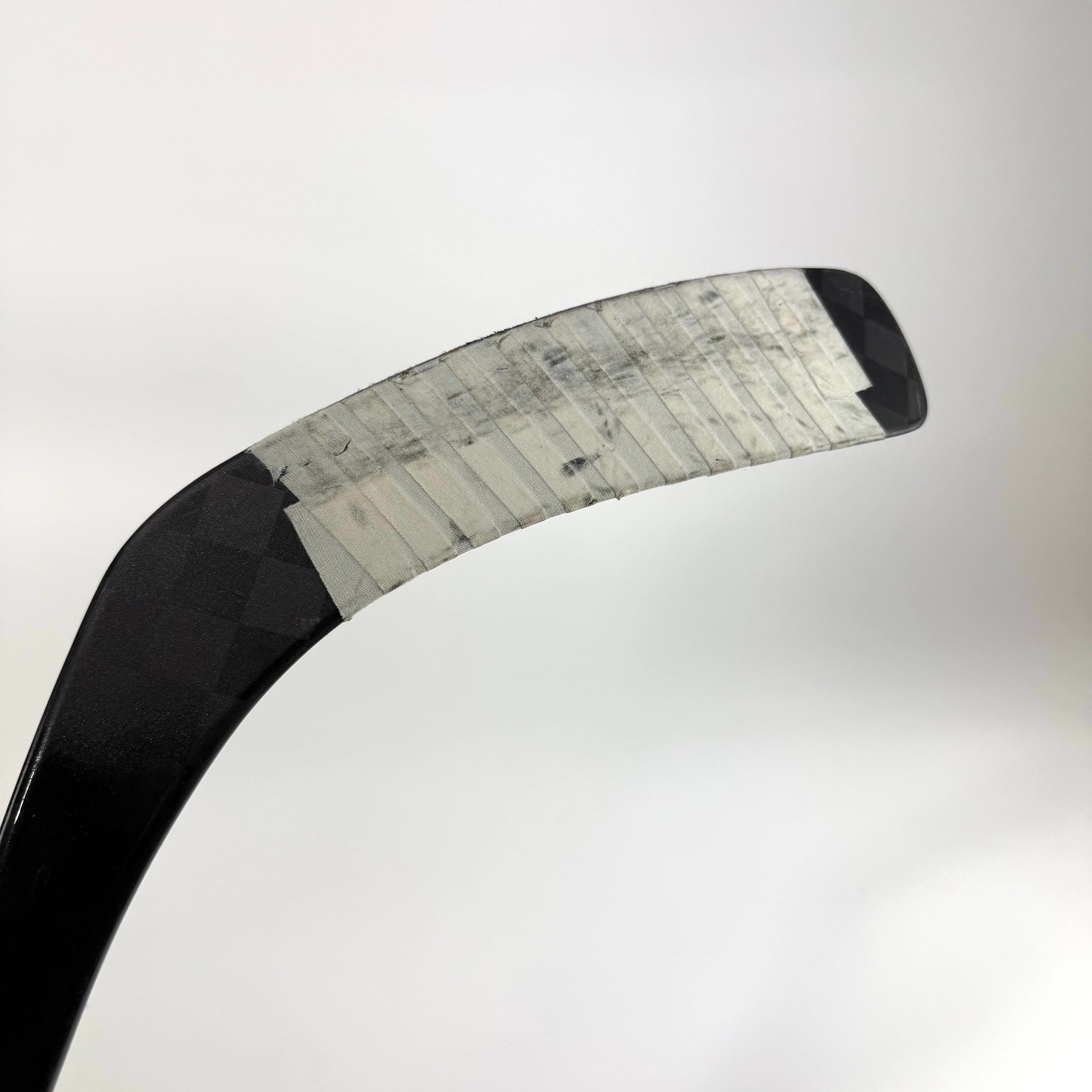 Used Left Red Bauer Nexus Tracer | 65 Flex Kane Pro Curve Grip | R424 - Top Flight Hockey