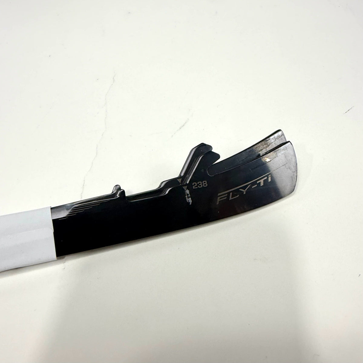 Used Bauer Fly-TI | 238mm | AB152 - Top Flight Hockey