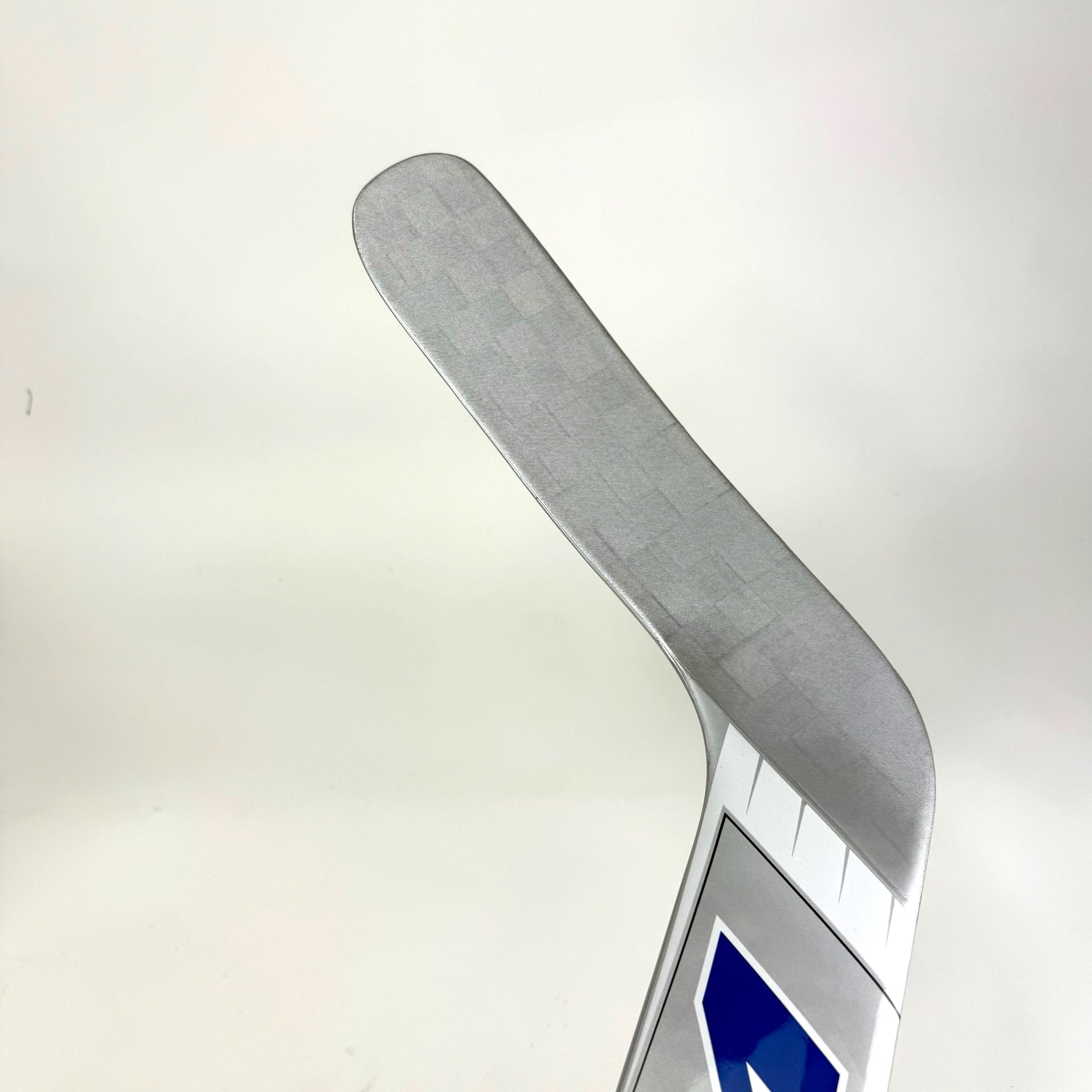 New Regular CCM Blue Axis Pro Goalie Stick | 26" P4 Curve | Kaskisui | F3