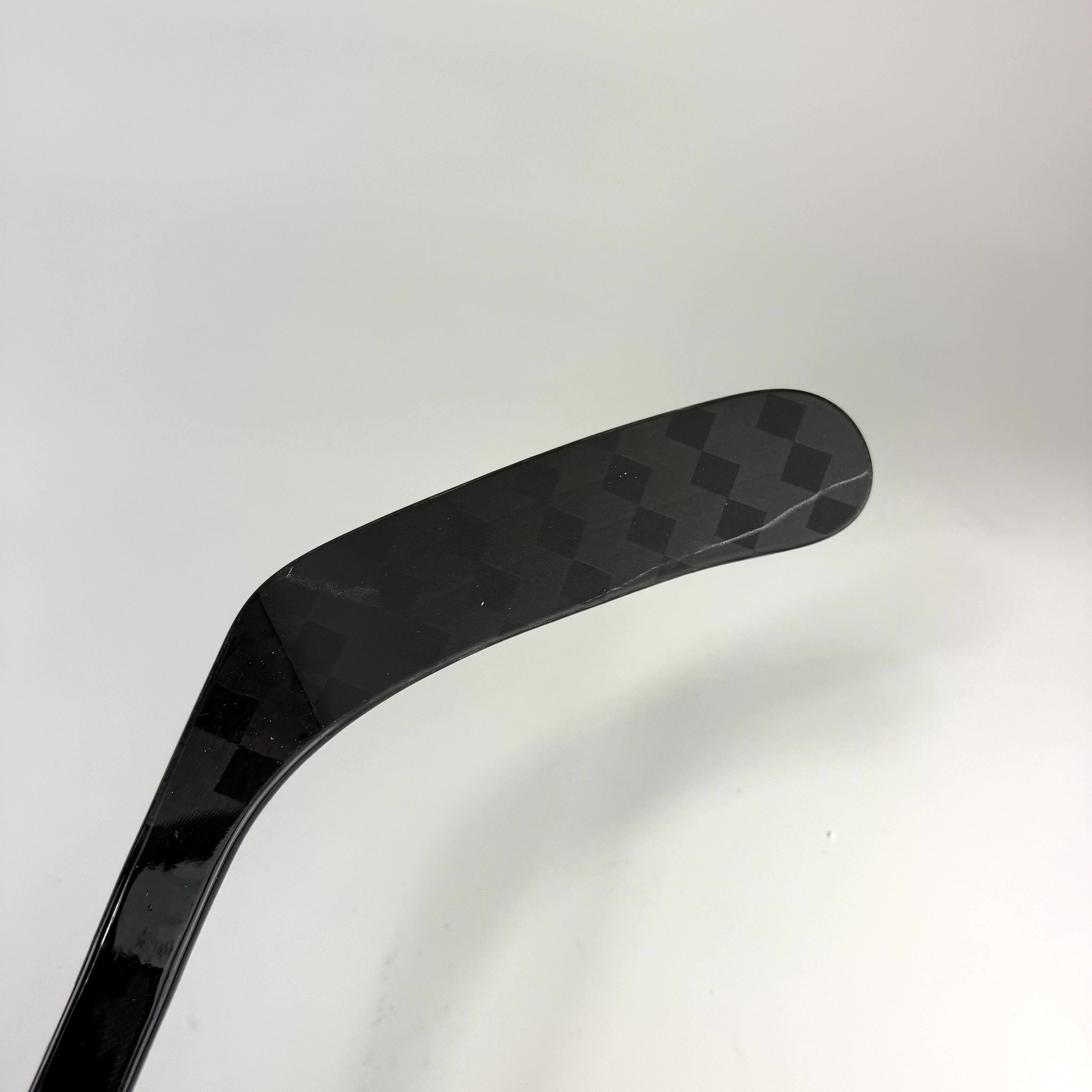New Right Black CCM Jetspeed FT8 Pro | 80 Flex P92M Curve Grip | J776