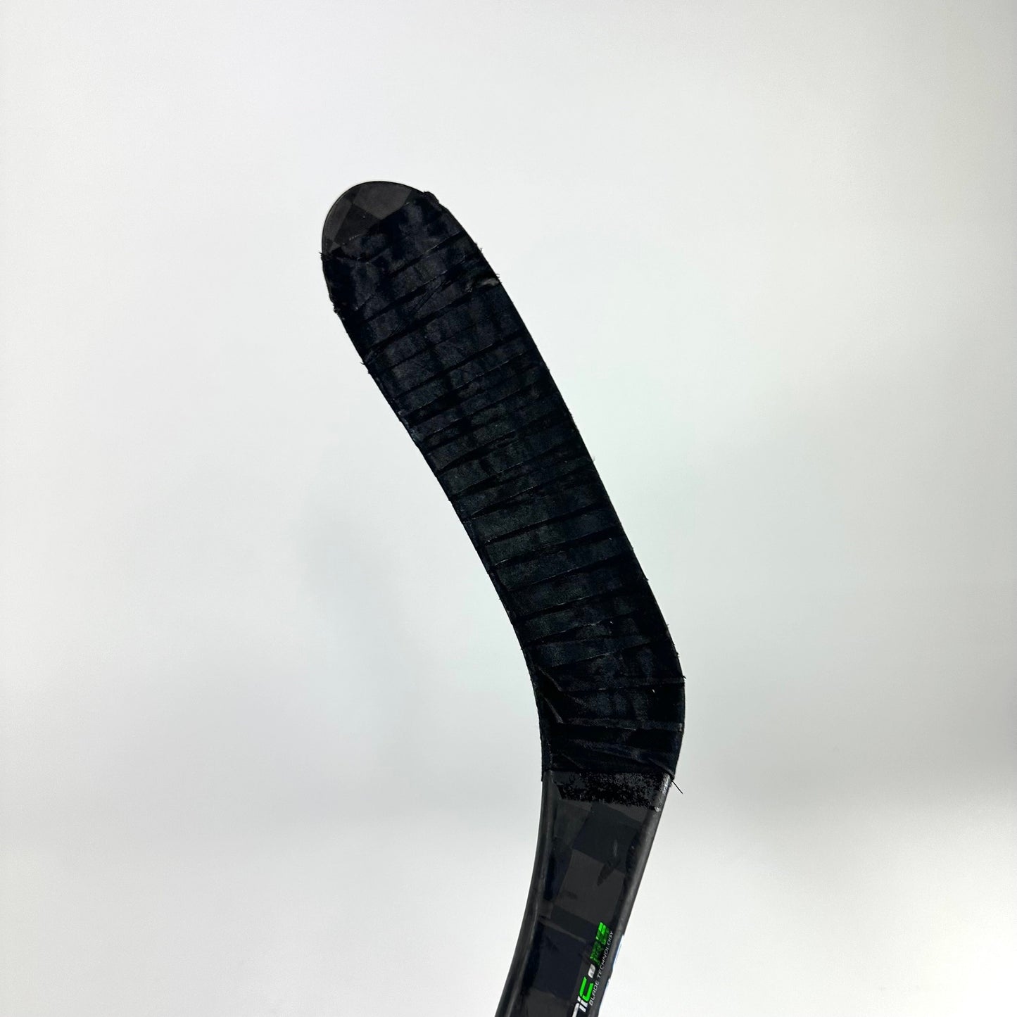 Used Left Bauer Nexus Geo | 87 Flex P28 Curve Grip | Hardman | L495
