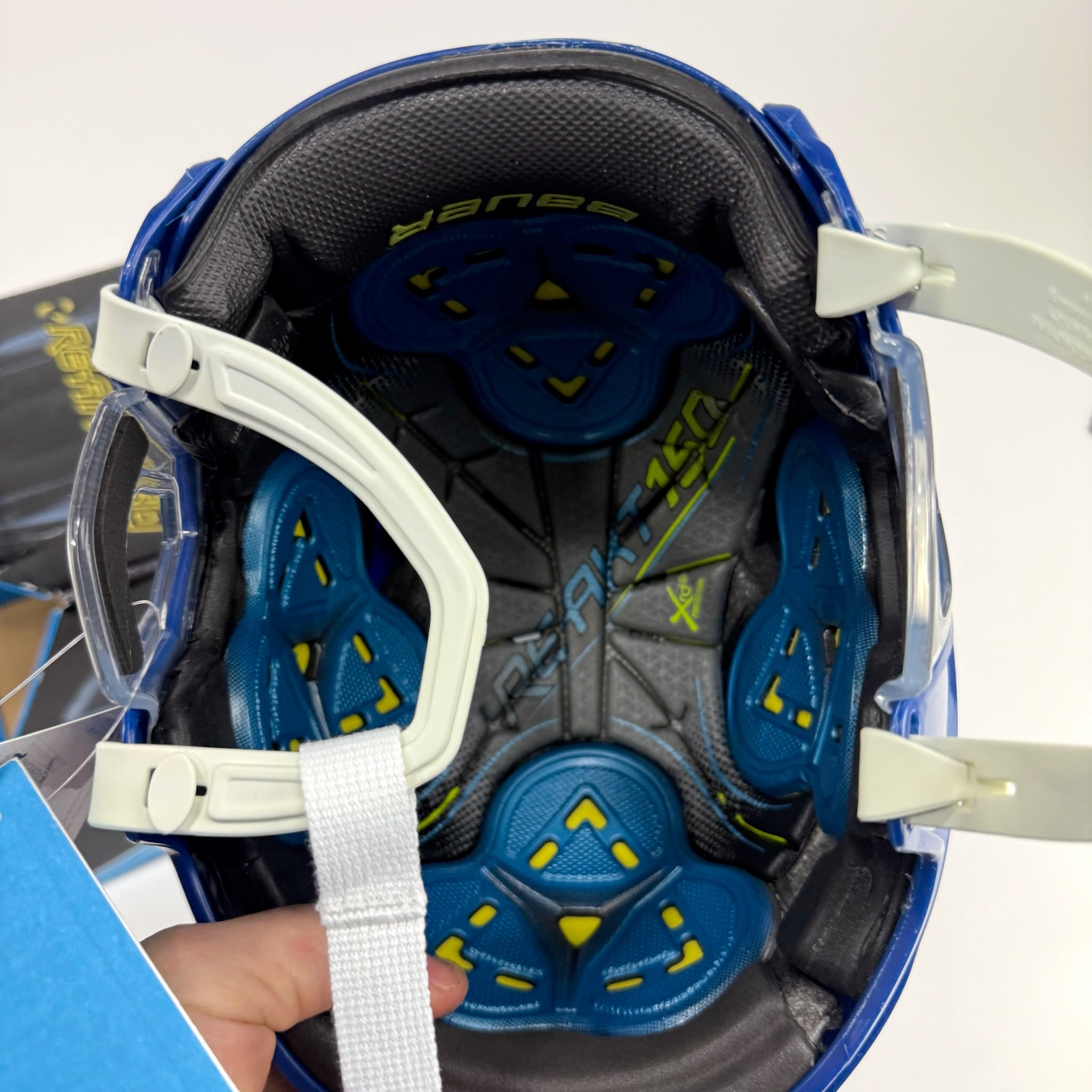 New Royal Bauer Re-Akt 150 Helmet | Senior Small | St. Louis Blues - Top Flight Hockey