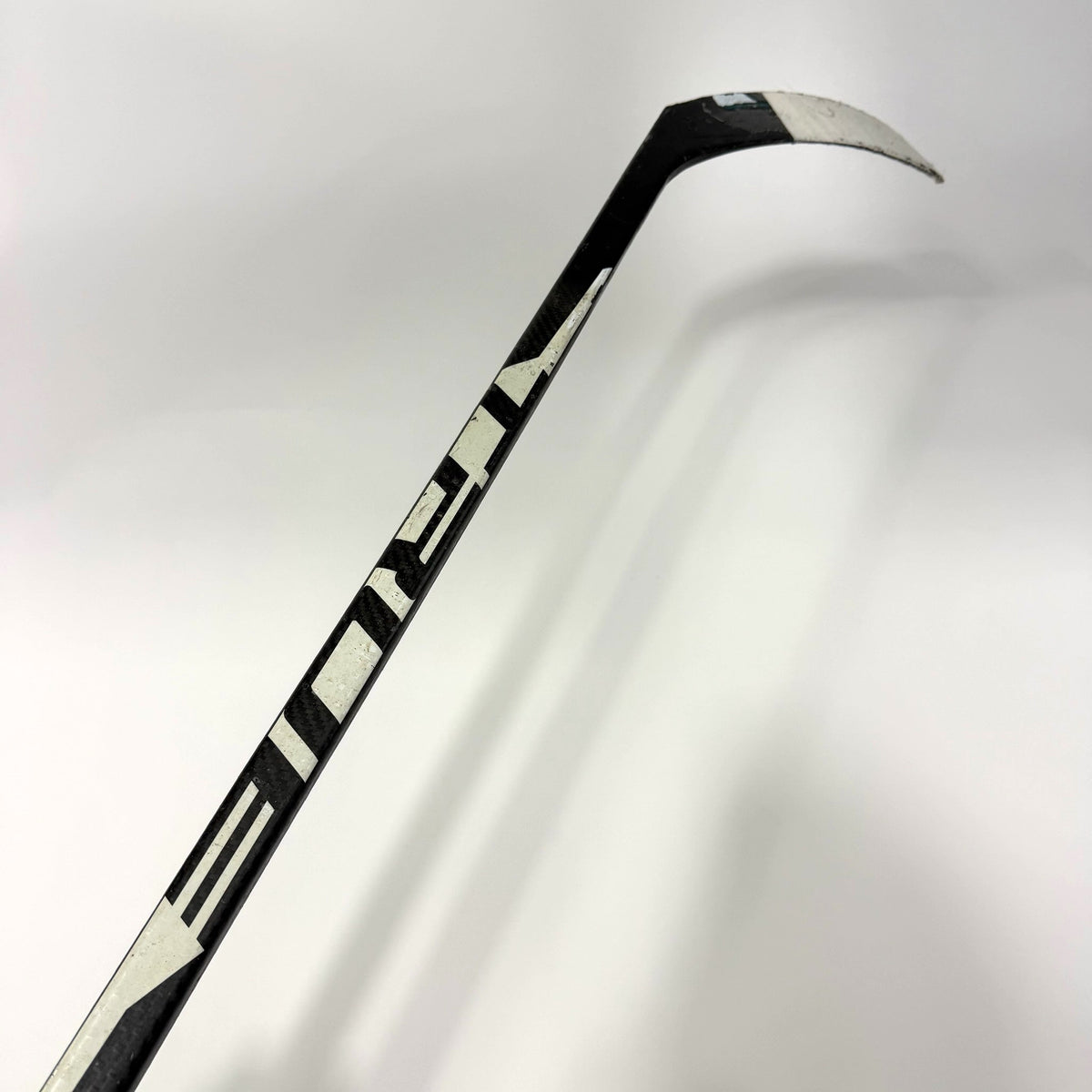 Used Left True XC9 | 75 Flex P28 Curve Grip | Debrusk | AB553