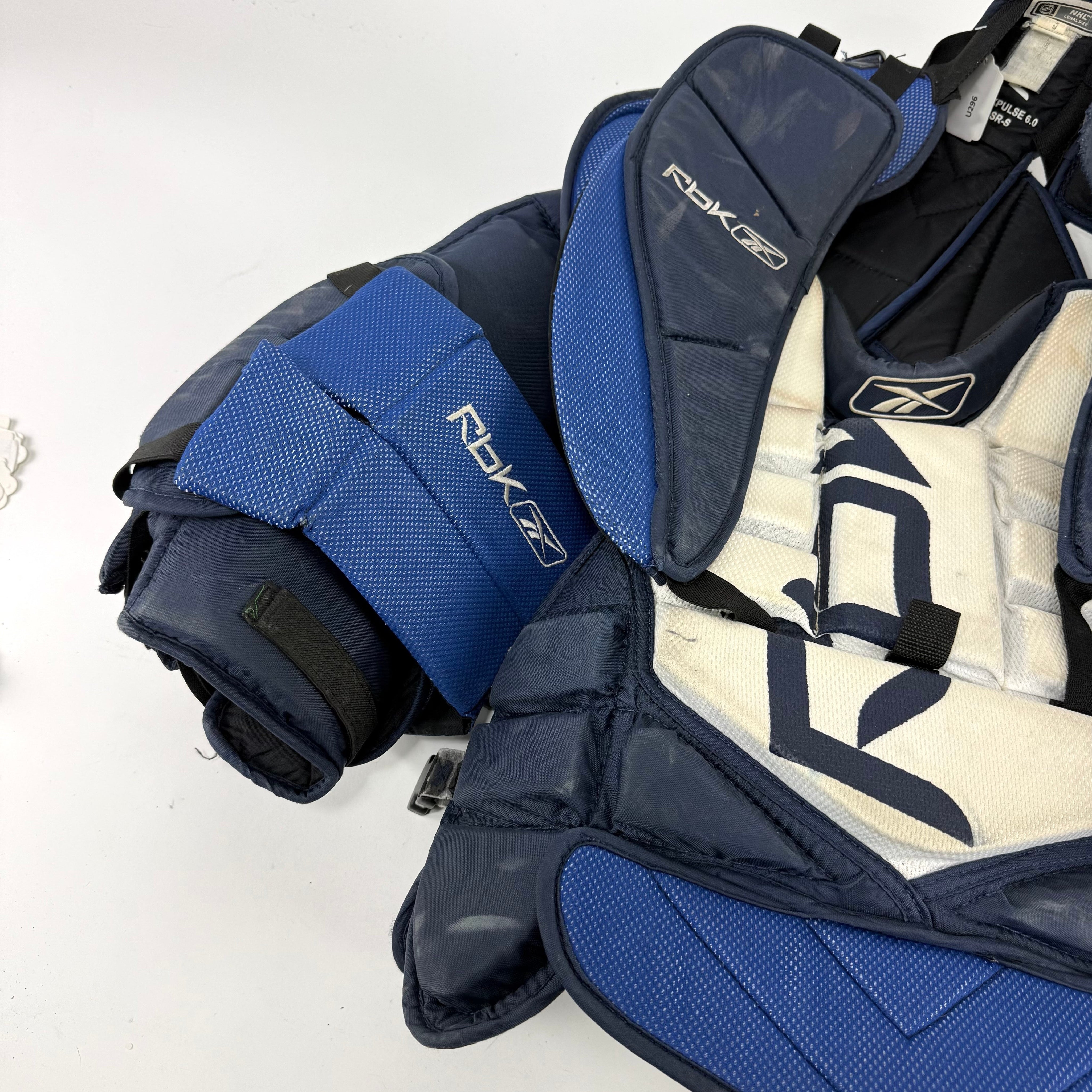 Used Reebok Pulse Chest Protector | SR Small | U296 - Top Flight Hockey