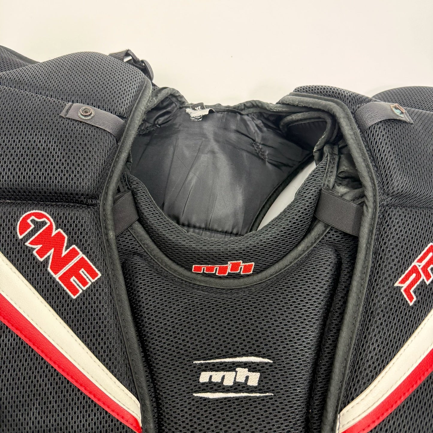 Used Mark Hockey MH One Pro Goalie Chest Protector | XL | #BH390