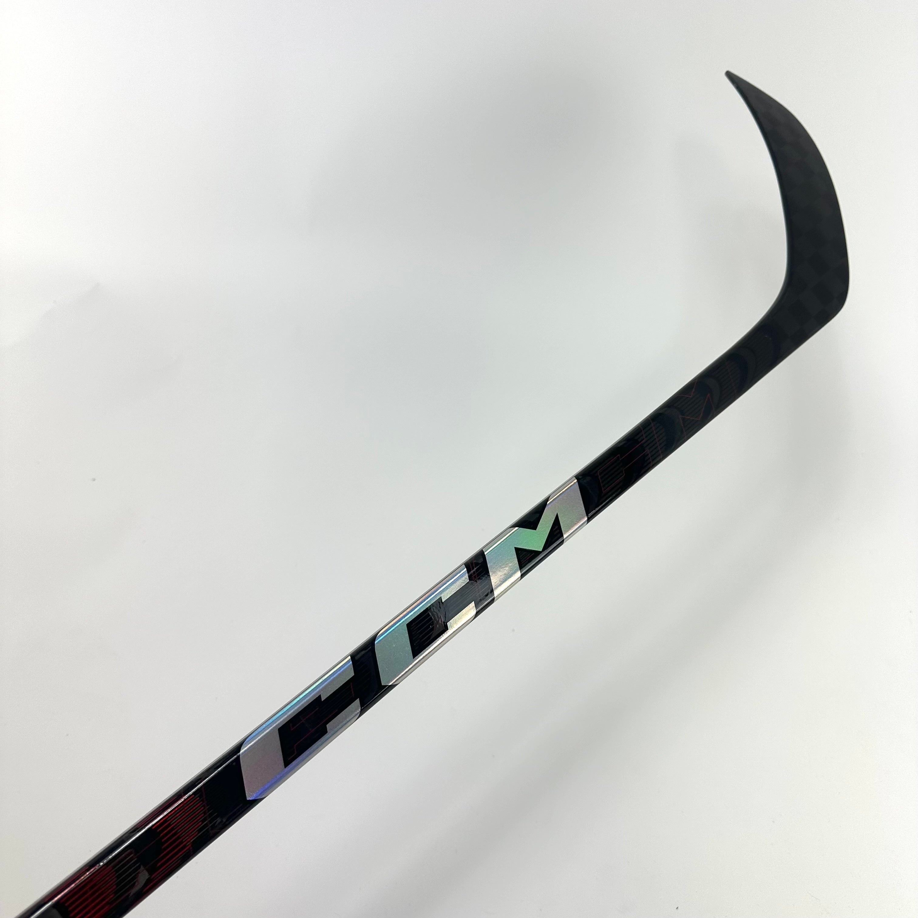 New Right CCM Jetspeed FT5 Pro | P28 Curve 60 Flex Grip | M415