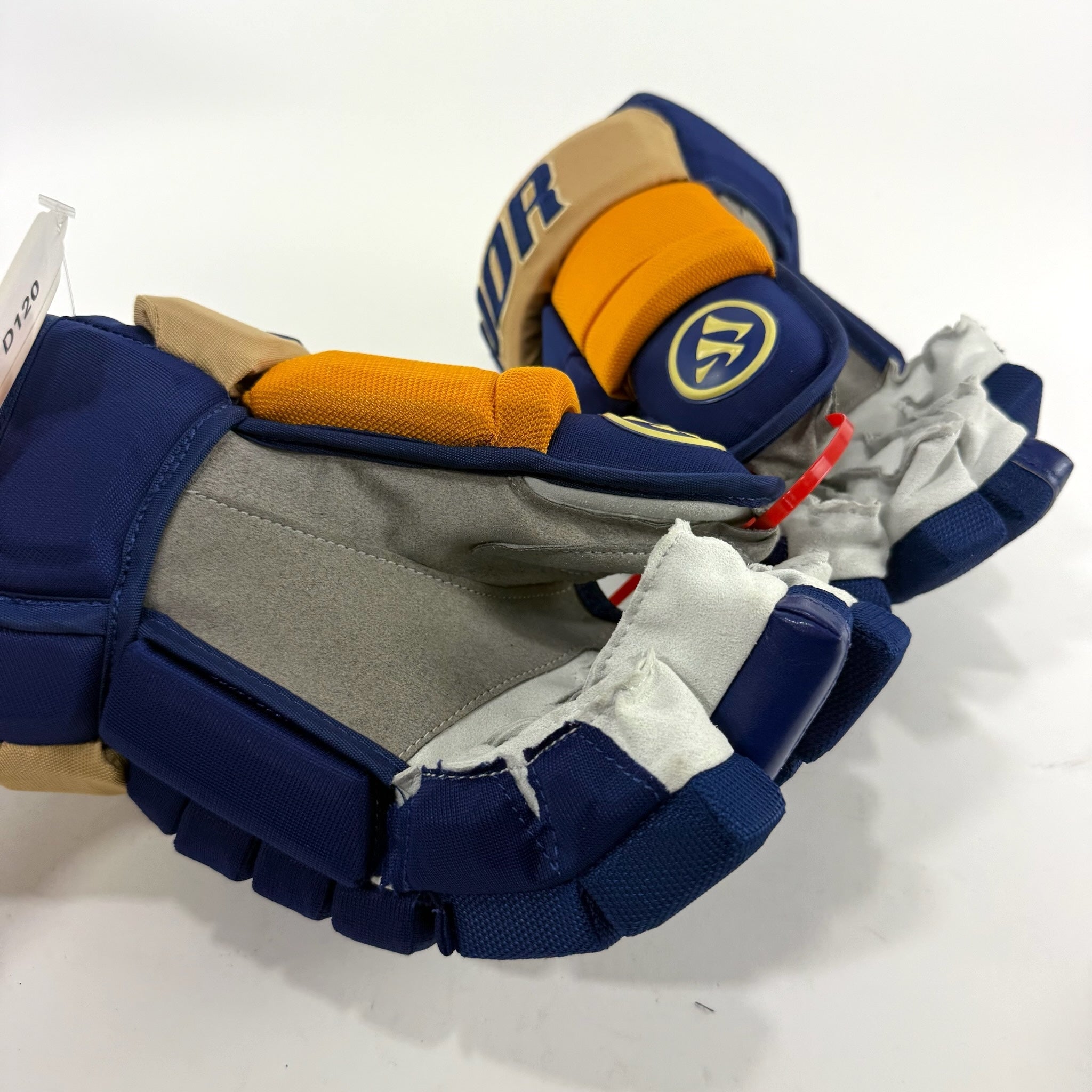 New STL Blues Winter Classic Warrior Alpha DX Pro Gloves | 14" | Babcock | D120 - Top Flight Hockey