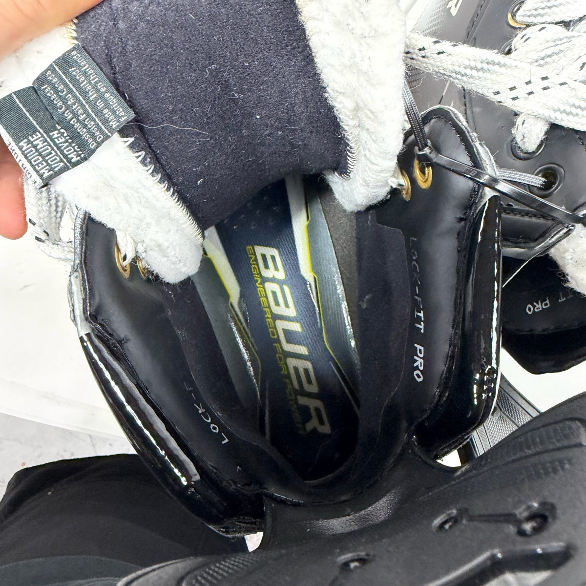 Lightly Used Bauer Surpeme Shadow Skates | 10.5 Fit 2 | AB122 - Top Flight Hockey