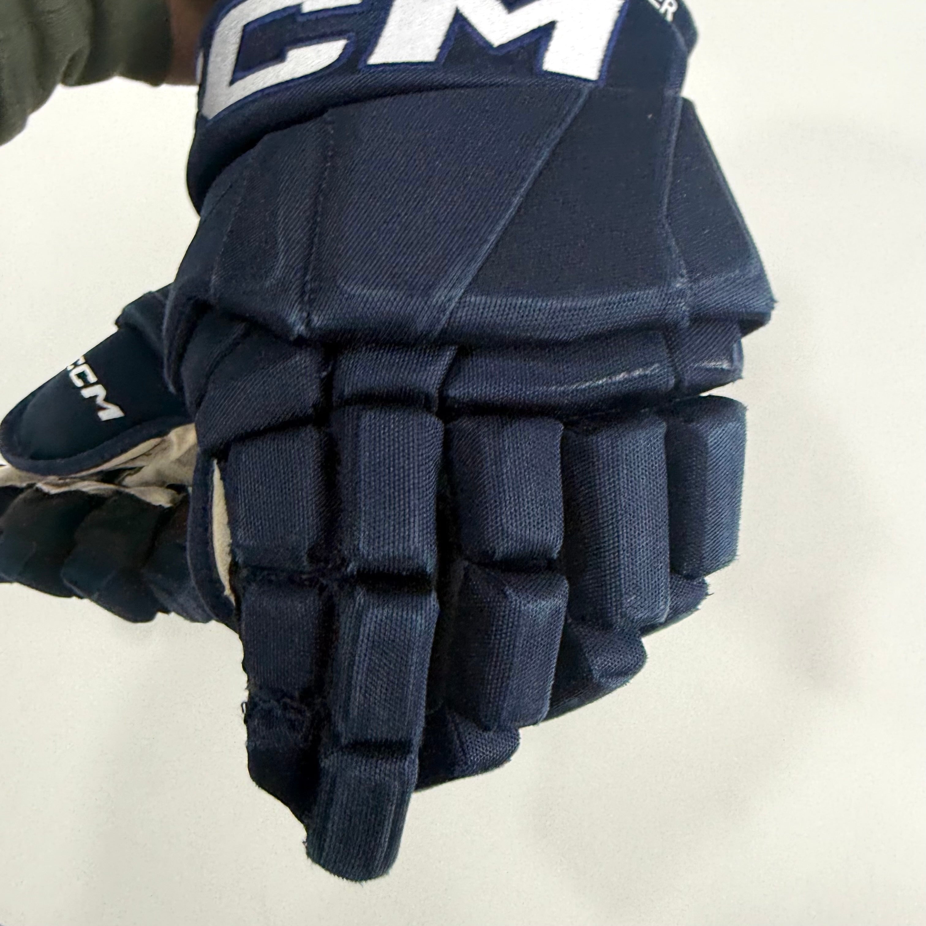 Used Navy CCM Tacks Pro Gloves | 14" | D373