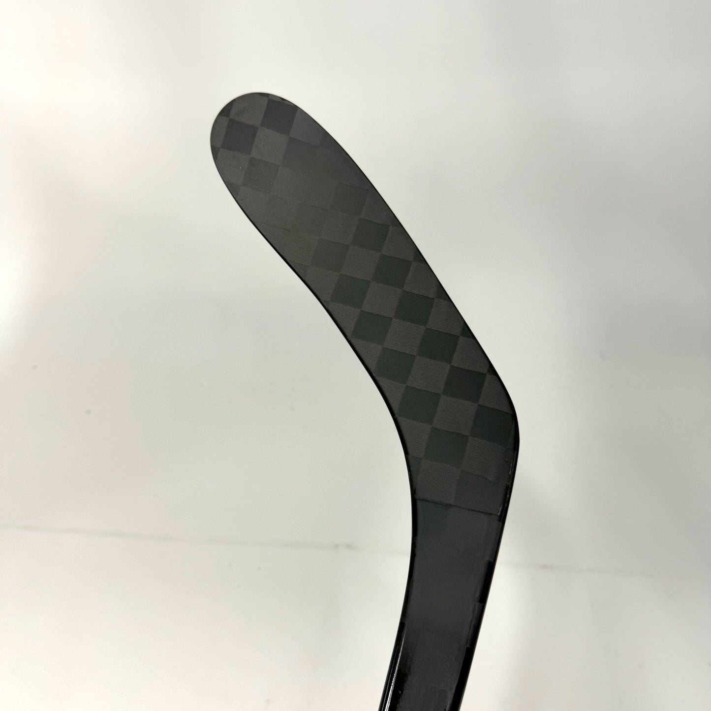New Left HSM Pro Blackout Extra Lite | 65 Flex P28 Curve Grip | AB426