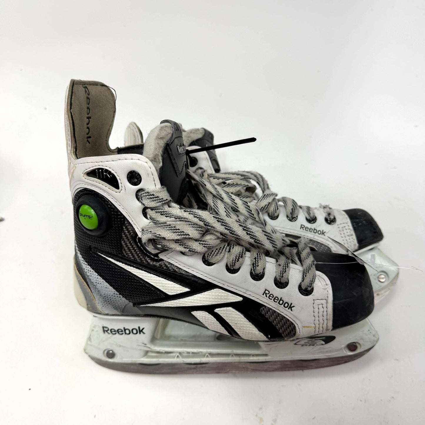 Used White Reebok 11k Pump Skates | Size 4.5 D | AB456