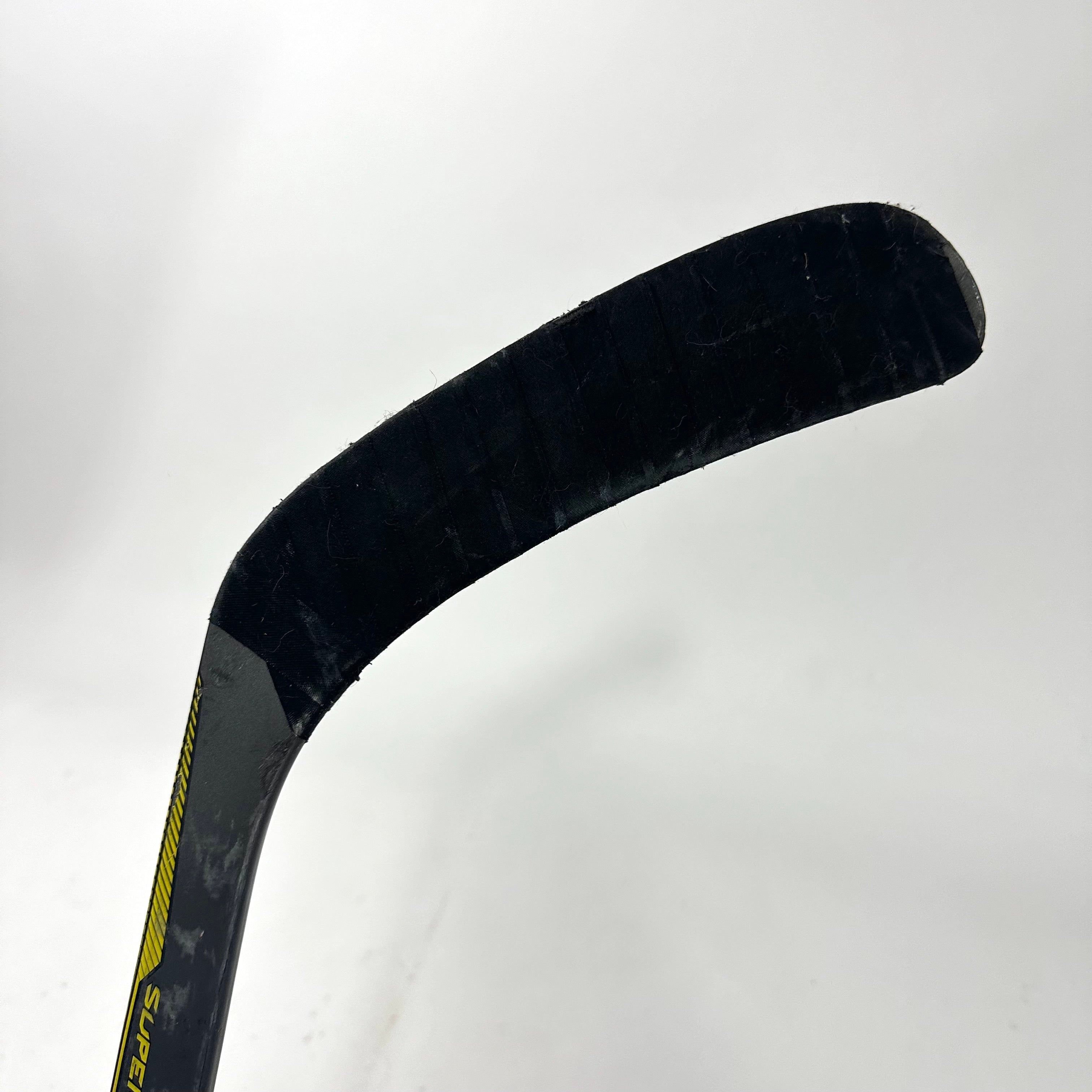 Used Left CCM Super Tacks 90 Flex Heel Curve Grip | RADULOV | G421