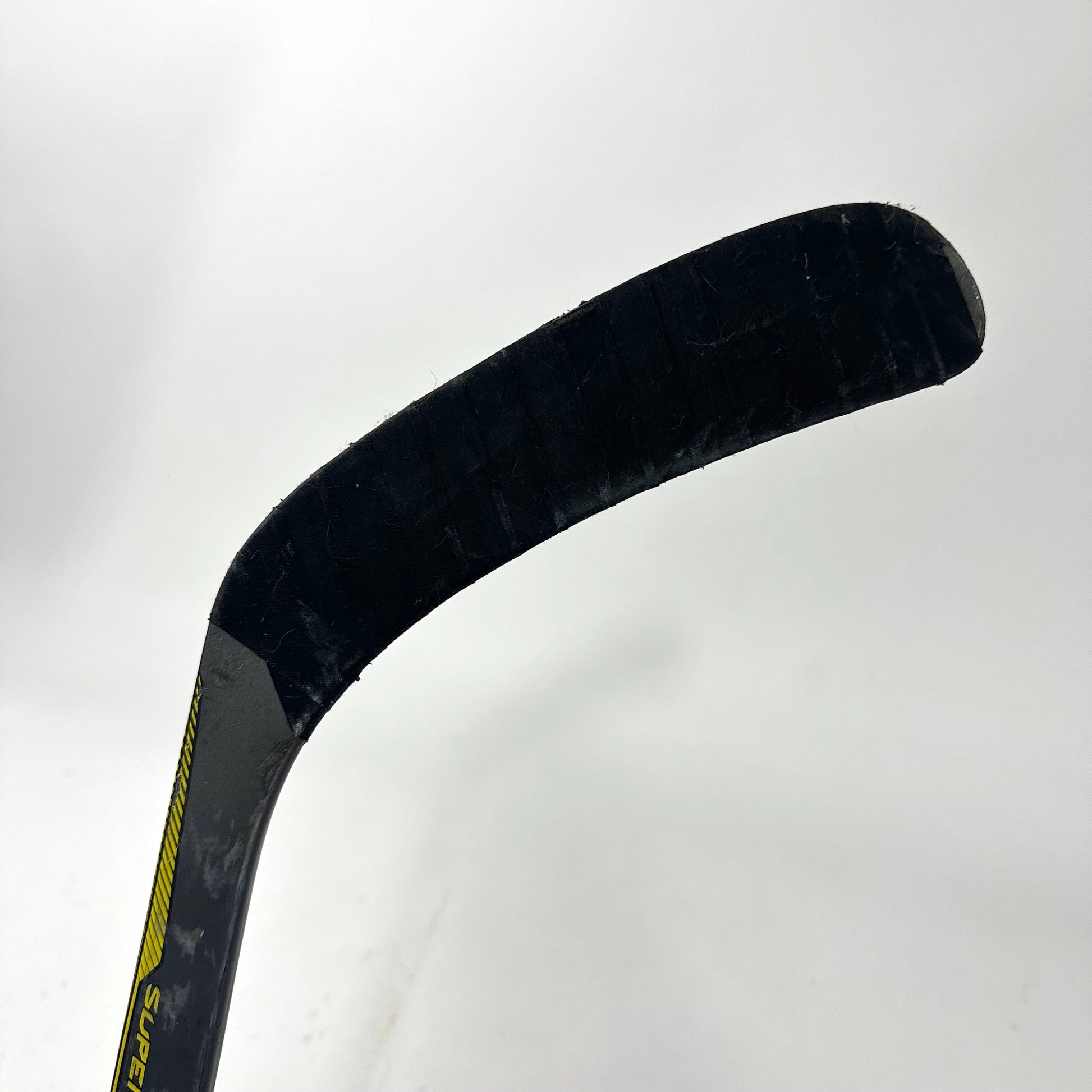 Used Left CCM Super Tacks 90 Flex Heel Curve Grip | RADULOV | G421 - Top Flight Hockey