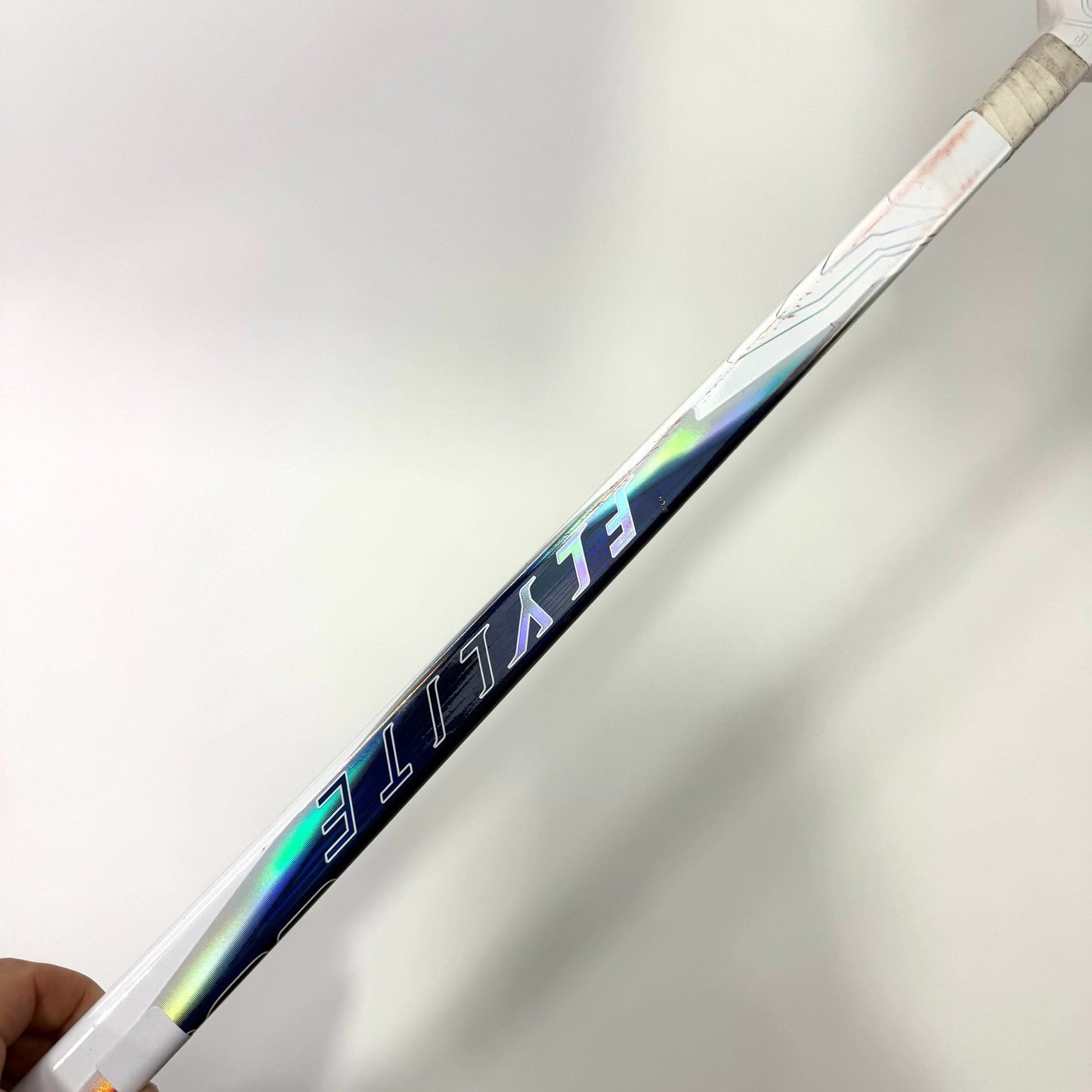 Used Regular White/Navy Bauer Vapor Flylite Goalie Stick | 26" Paddle P31 Curve | J198 - Top Flight Hockey