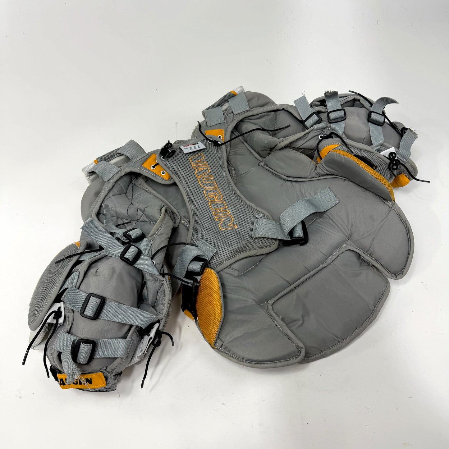 Used Vaughn Ventus LT66 Goalie Chest Protector | Jr Medium | AB480