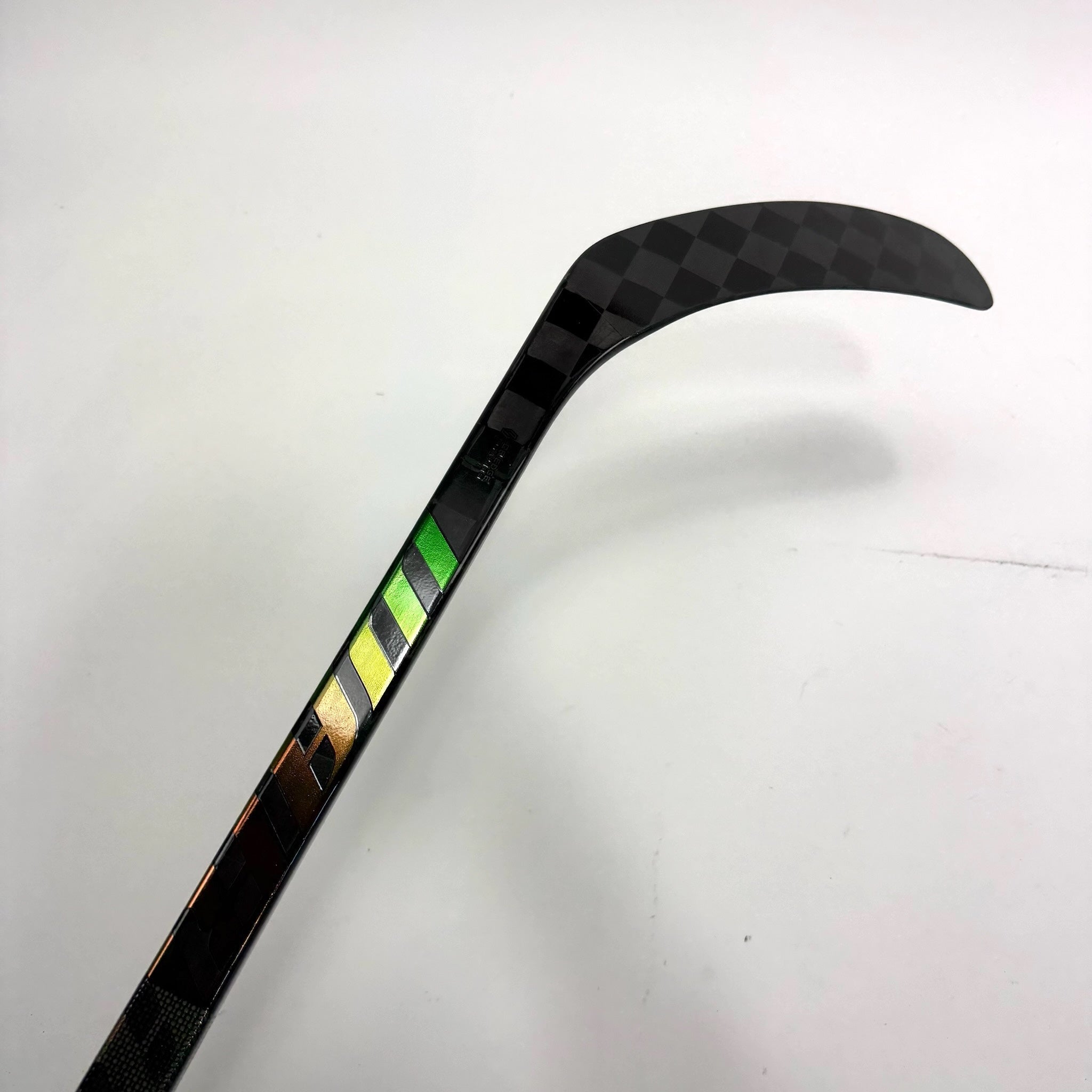 New Left Warrior Covert QR6 Pro | 85 Flex P92 Curve Grip | Reichel | BH119 - Top Flight Hockey