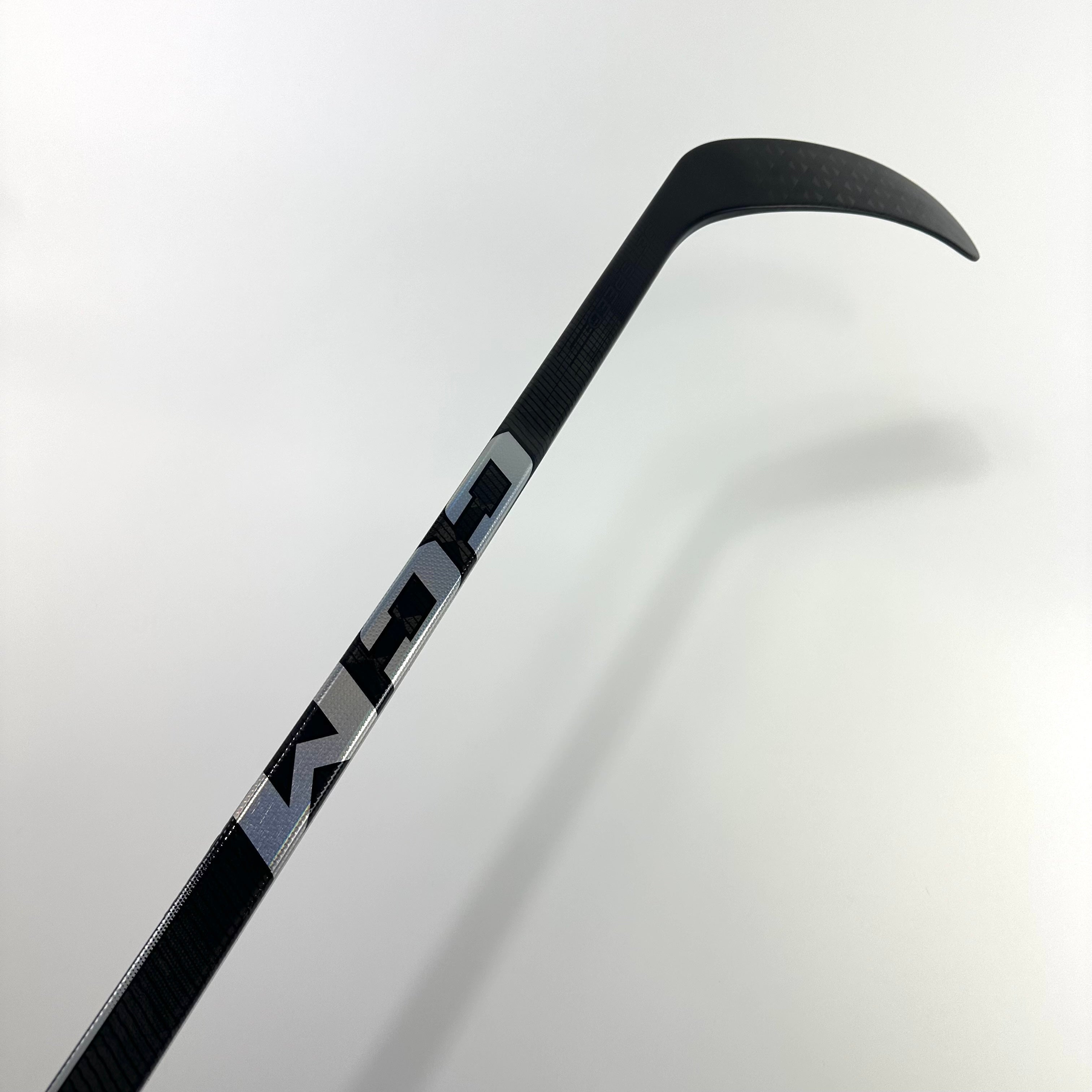 New Left CCM Red Jetspeed FT6 Pro | 80 Flex P90M Curve Grip | Huberdeau | C303