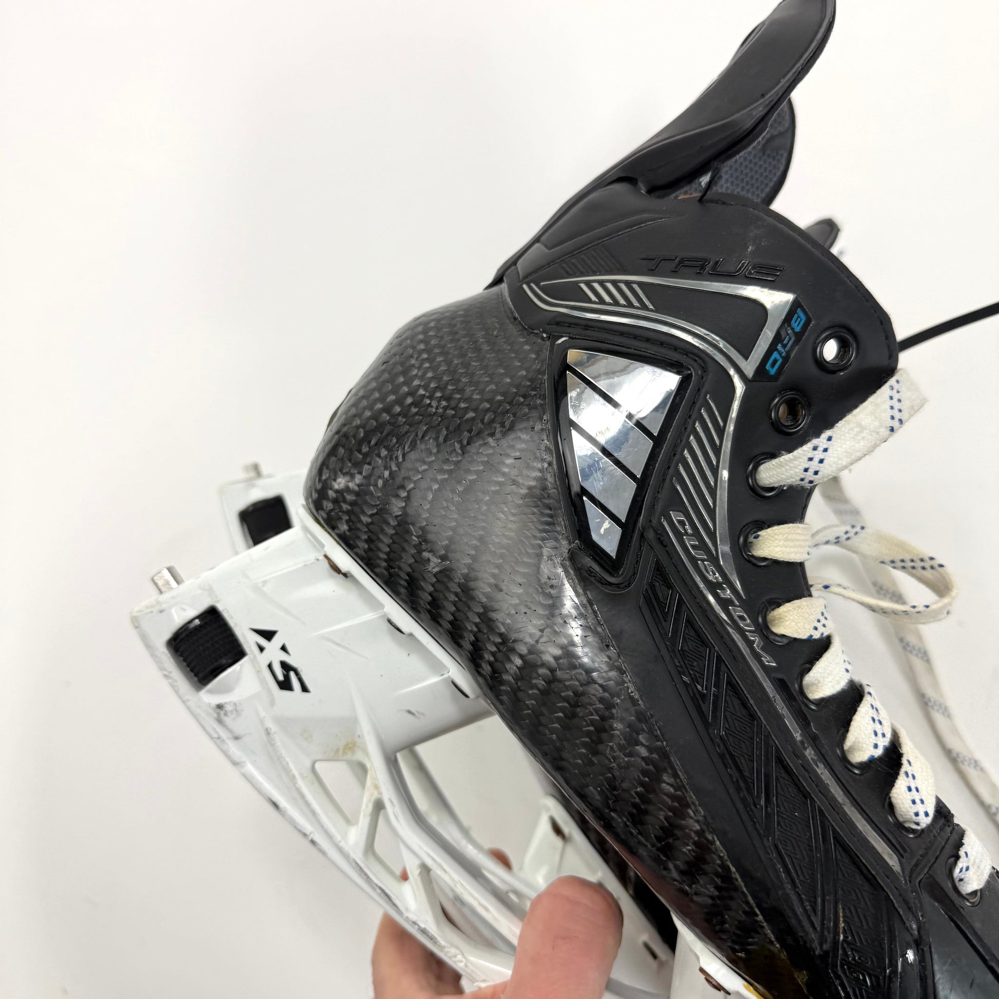 Used True Custom Pro Skates | Size 7? | TBL625 - Top Flight Hockey