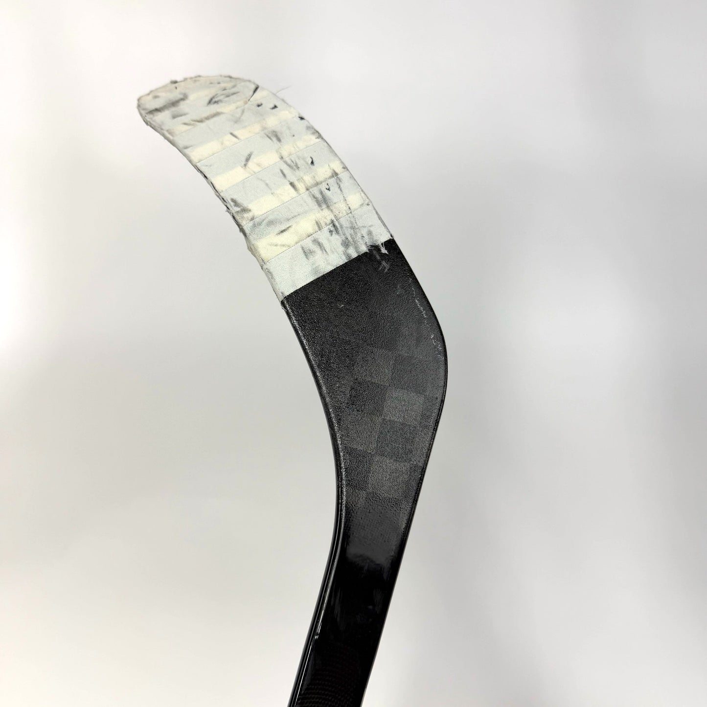 Used Right CCM Jetspeed FT8 Pro | 95 Flex P28M Curve Grip | AB436