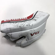Used Chicago Blackhawks Regular Vaughn V10 Goalie Blocker | Petr Mrázek | BH396 - Top Flight Hockey