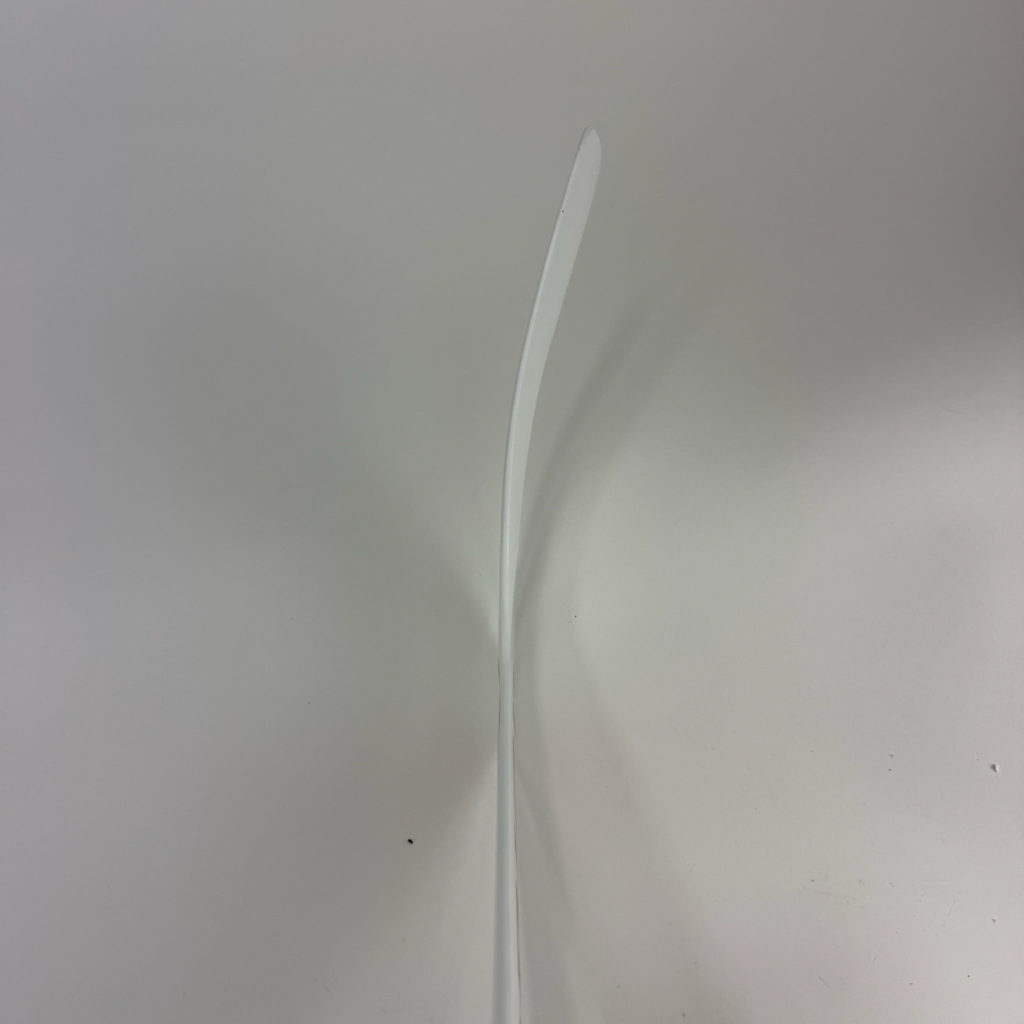 New Regular White and Red Warrior Ritual V4 | 26" Paddle W31 Curve | Bednar | J793 - Top Flight Hockey