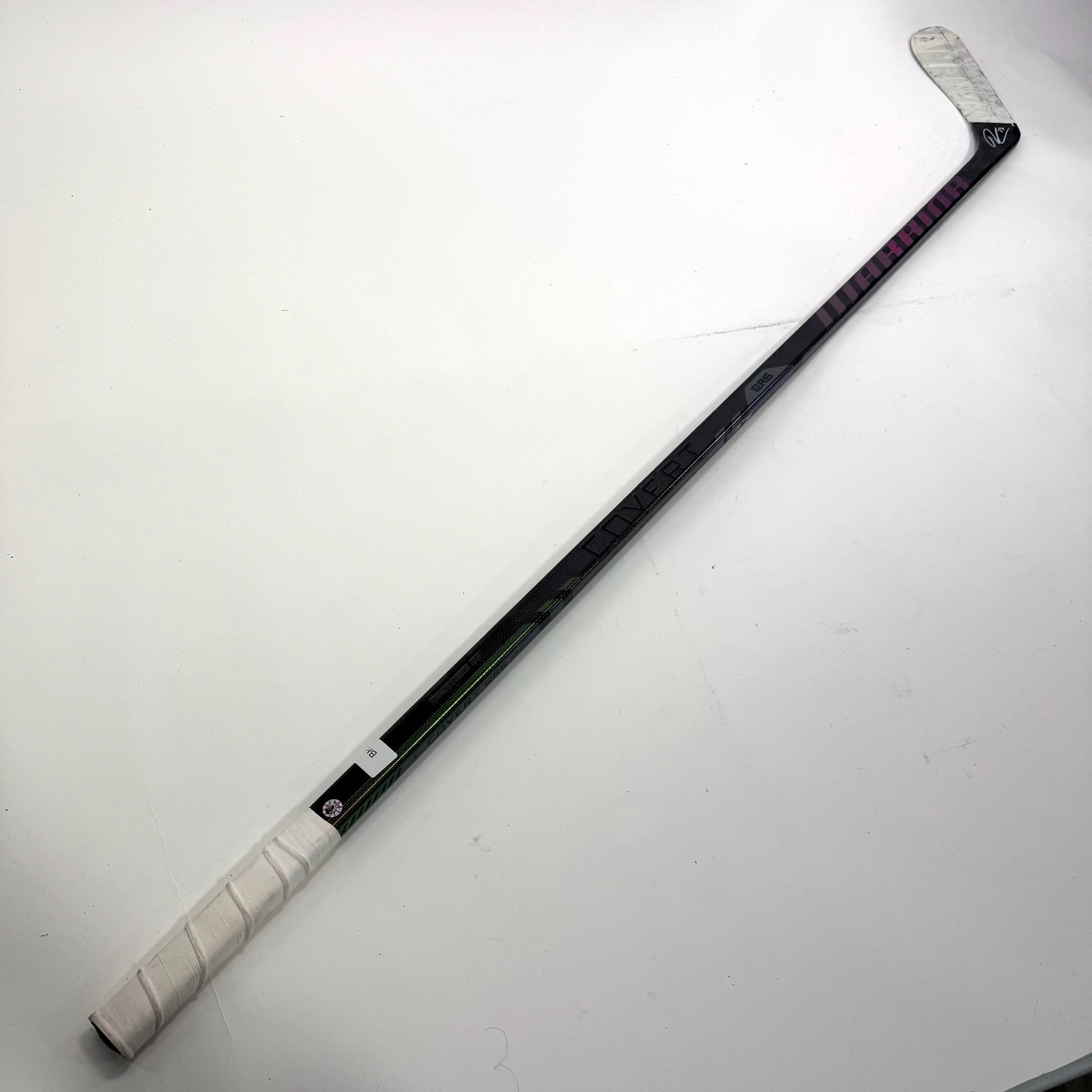 Used Left Warrior Covert QR6 Pro | 85 Flex w03 Curve Grip | Lukas Reichel | SIGNED - #BH164 - Top Flight Hockey