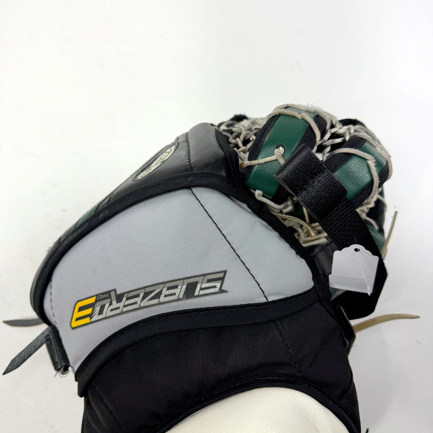 Used Regular Black/Green/White Brian's Subzero 3 Pro Goalie Glove | Senior | AB532