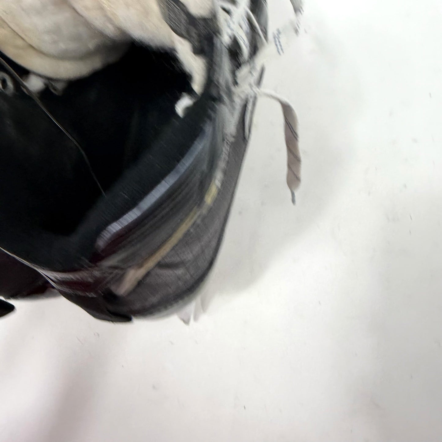 Used Bauer Supreme S27 Goalie Skates | Size 8 D | AB682