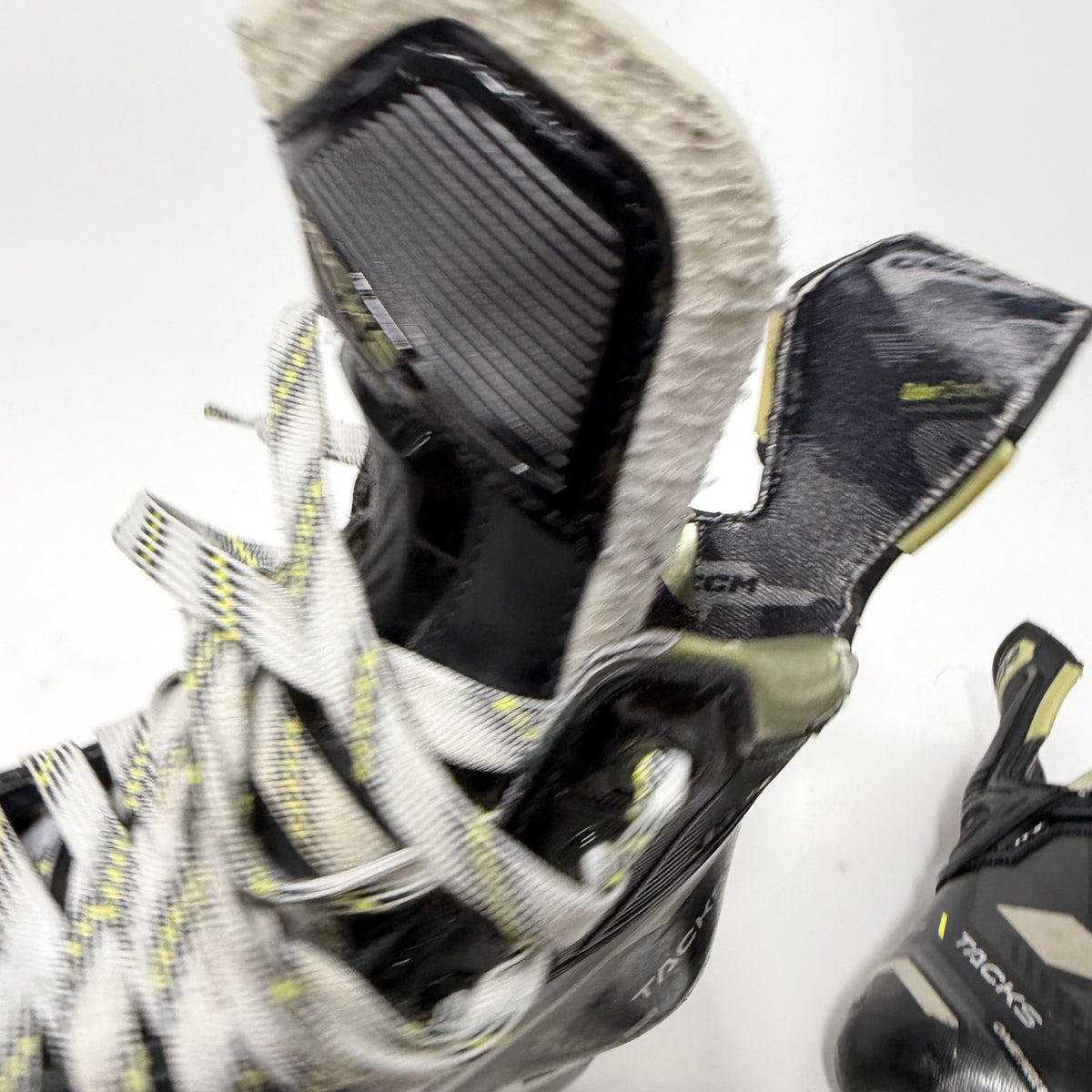 Used CCM Tacks ASV Skates | Size 3.5 Regular | AB216 - Top Flight Hockey