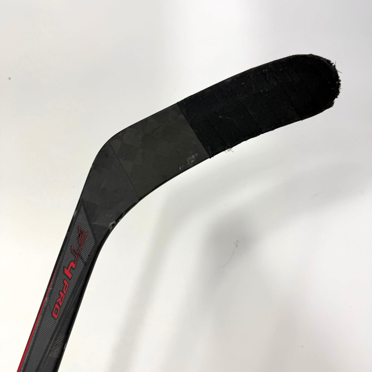 Used Right CCM Jetpseed FT4 Pro | 85 Flex P28 Curve Grip | AB179 - Top Flight Hockey