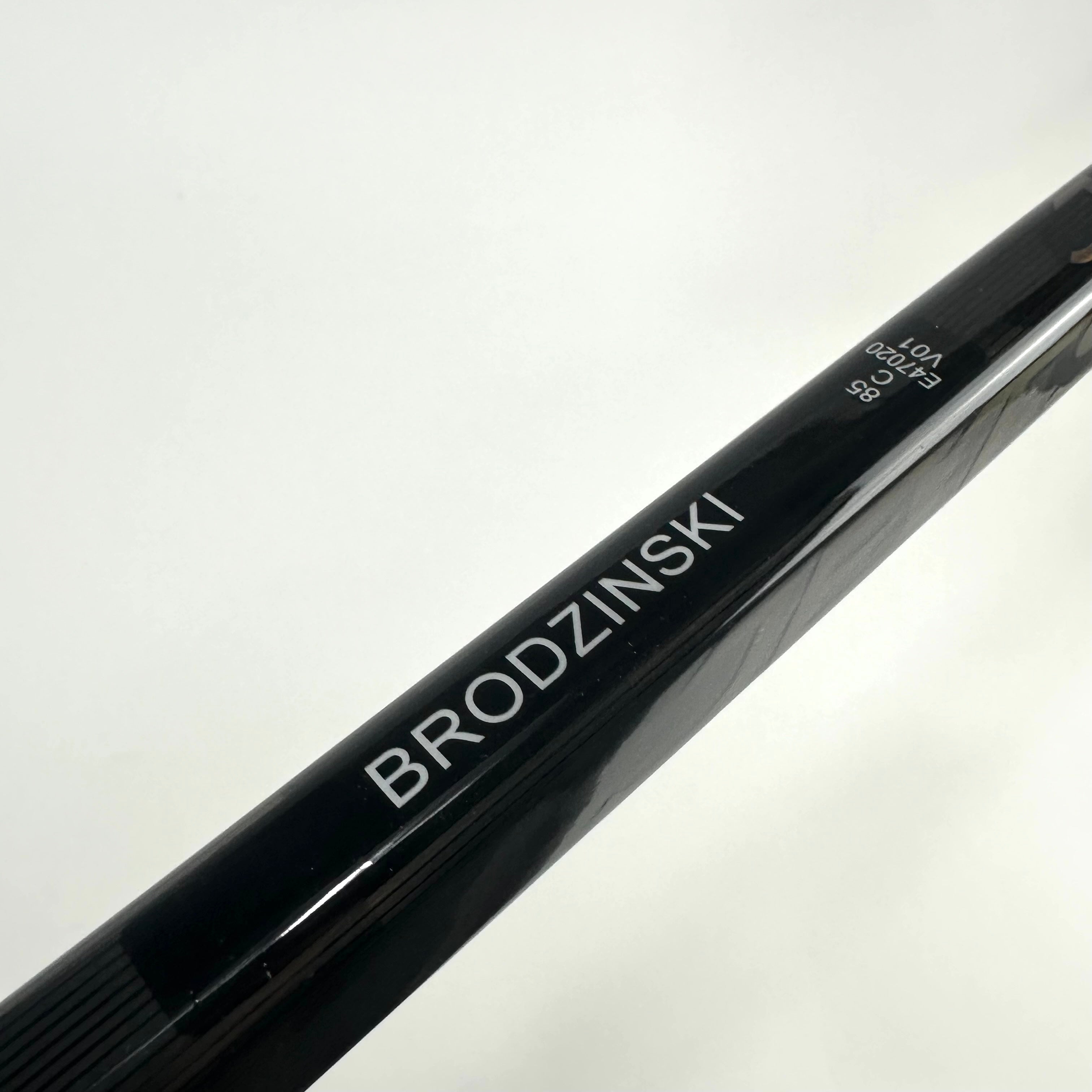 New Right Black CCM Jetspeed Ft7 Pro | 85 Flex P90 Curve Grip | Brodzinski L211