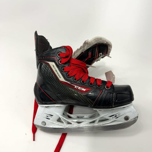 Used CCM Jetspeed Xtra Skates | Size 5.5 D | J126