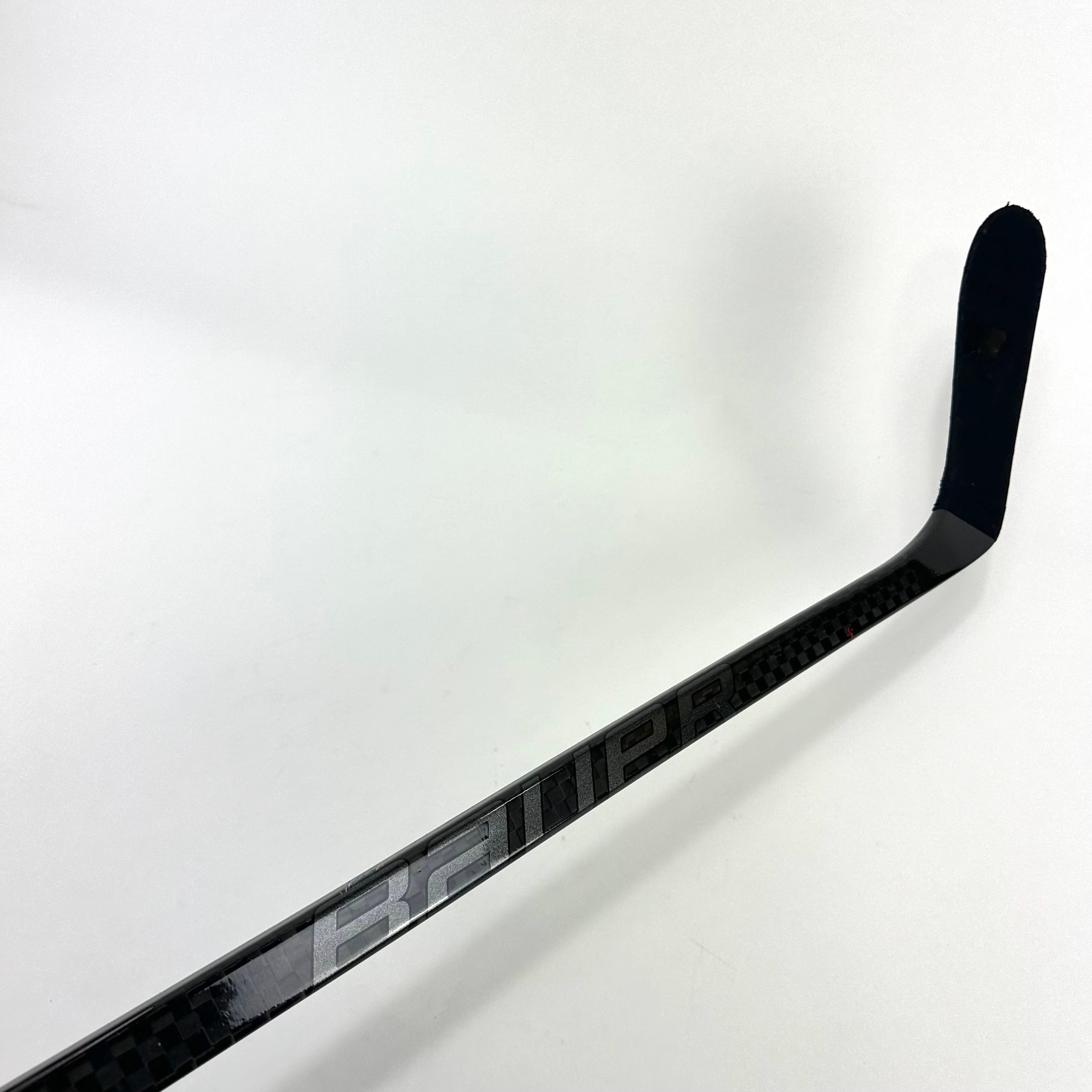 Used Once KUCHEROV Blacked Out Bauer Hyperlite G3 Profile - 77 Flex - Kucherov Curve - Stick#72