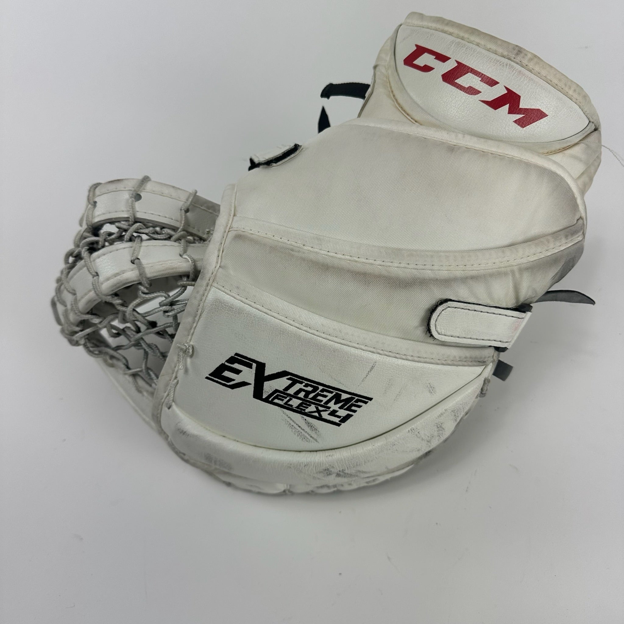 Used Vegas Knights White and Gold CCM E Flex 4 Glove | Regular | 590 Break | Subban