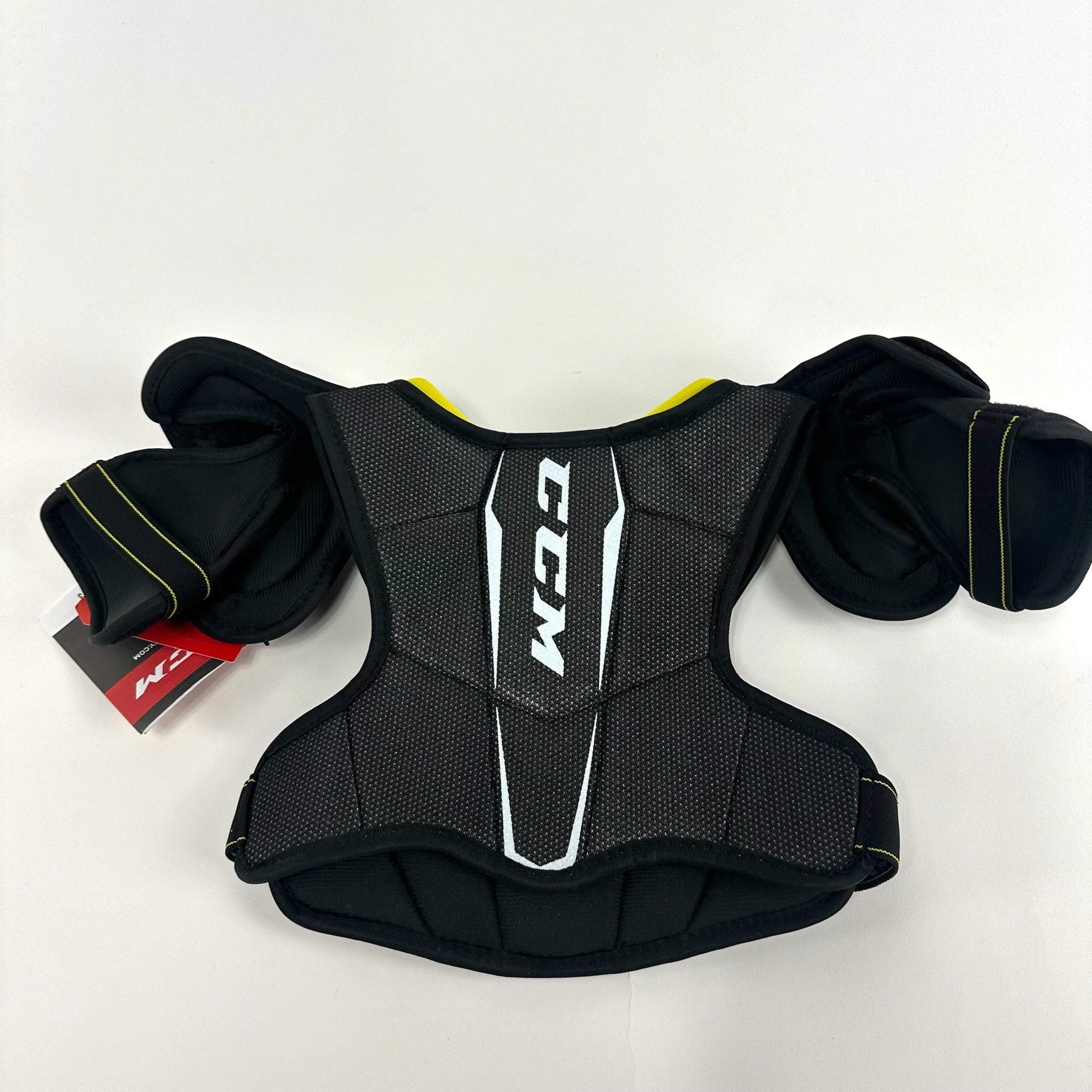 Brand New CCM 9550 Shoulder Pads - Youth Large