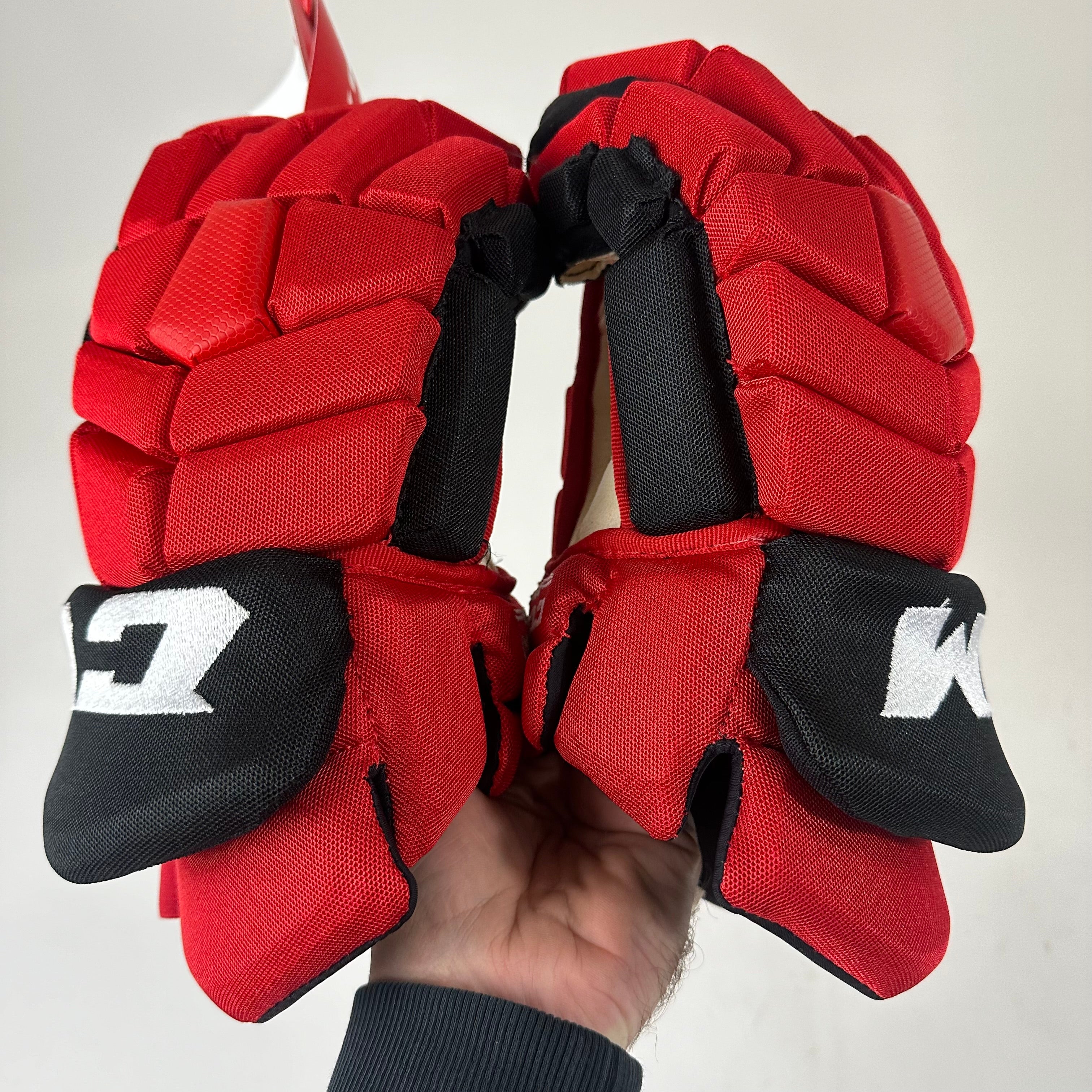 Brand New CCM HGTK Gloves Caroline Hurricanes 15"