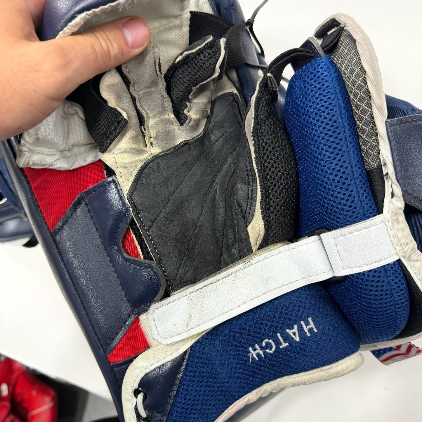 Used Regular Navy/Red/White Vaughn SLR3 Pro Carbon Goalie Glove and Blocker | Senior | AB527