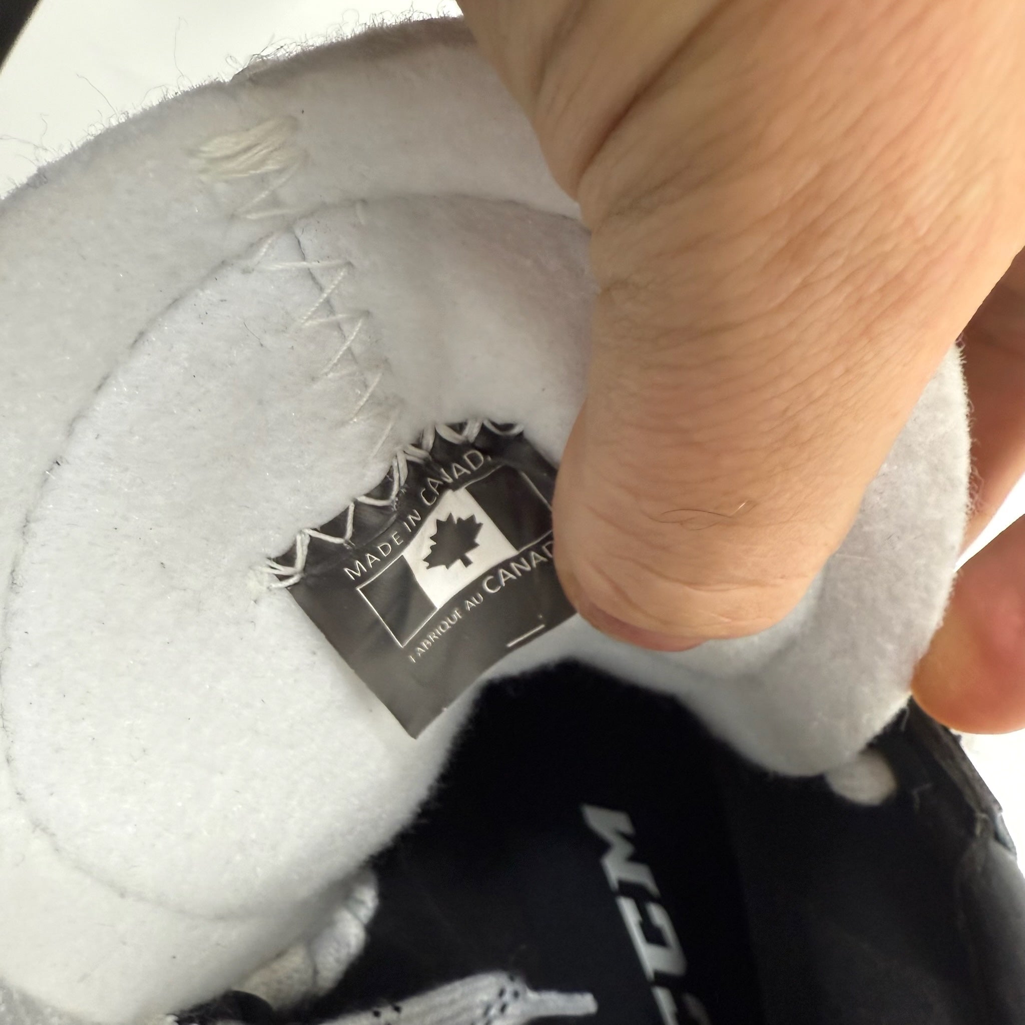 New CCM Ribcor 70K Skates | 9 E | B590 - Top Flight Hockey